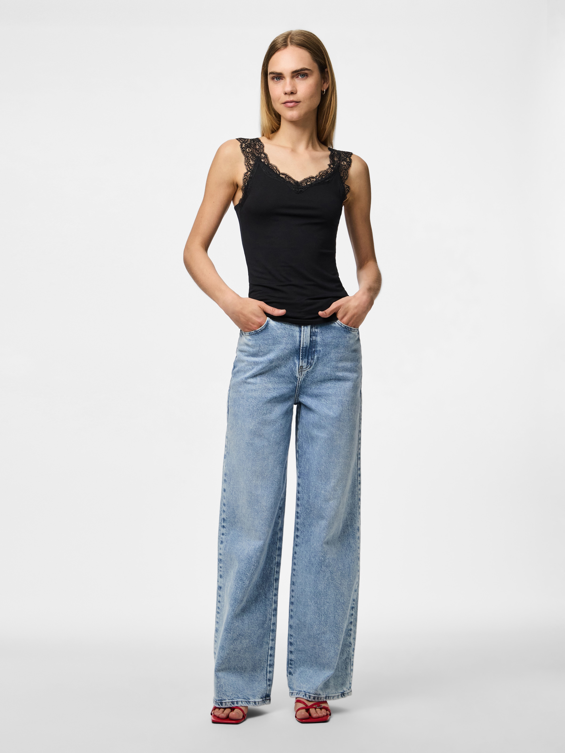 pieces Spitzentop »PCBARBERA«
