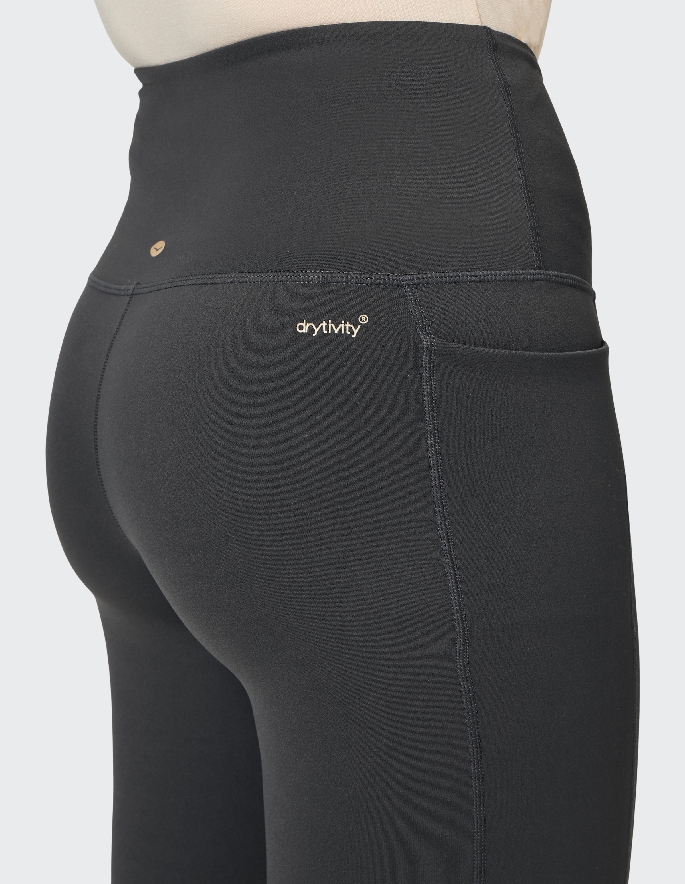 Venice Beach Leggings »LEGGINGS 3/4 AMELIA«  3/4-Länge, sportlicher Stil, aus Polyamid und Elasthan