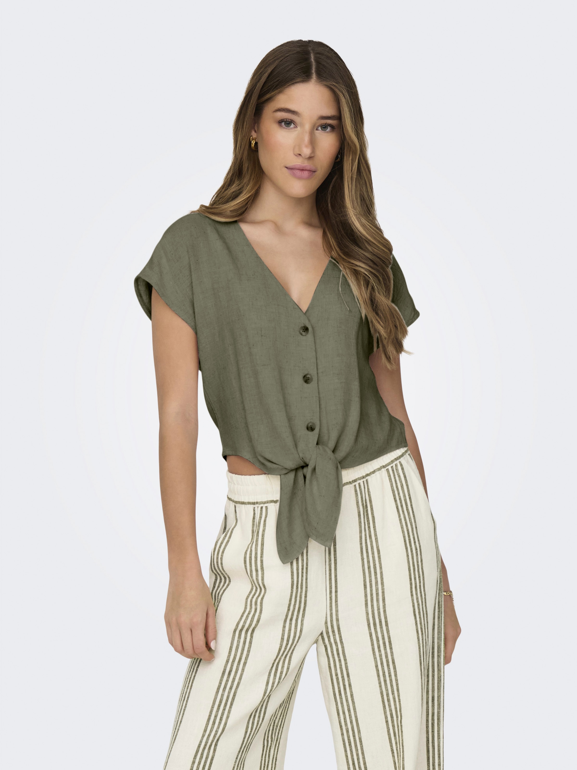 ONLY Blouse à manches courtes »ONLSIESTA SS KNOT LIN BL SHIRT PNT NOOS« mélange viscose, coupe régulière
