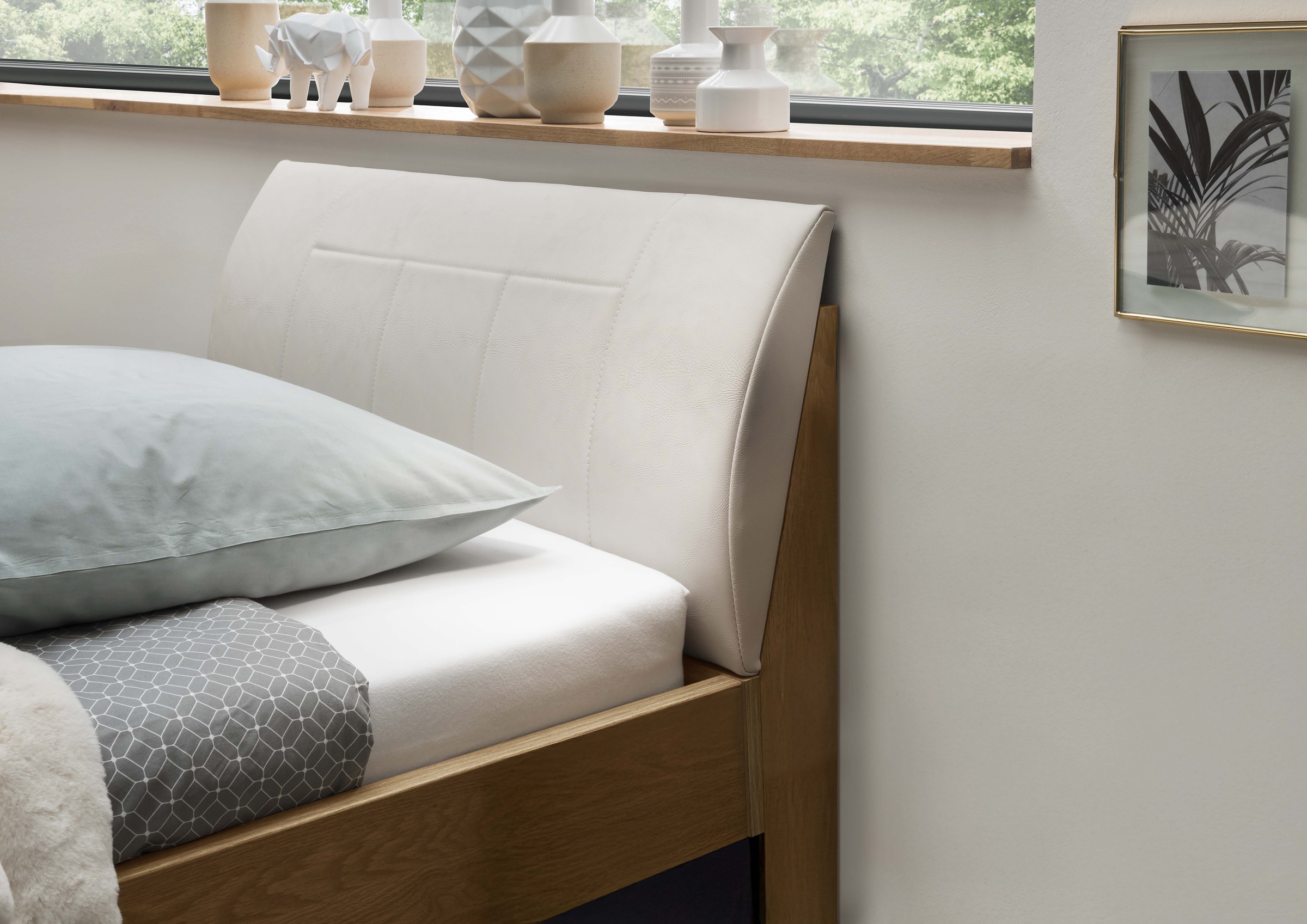 WIEMANN Holzbett »Cardiff, Bettgestell, Bettrahmen, teilmassiv, mit Polsterkopfteil« Belastbarkeit 110/220 Kg, 4-fache höhenverstellbar, MADE IN GERMANY,  Fussteil aus Massivholz, verschiedene Grössen