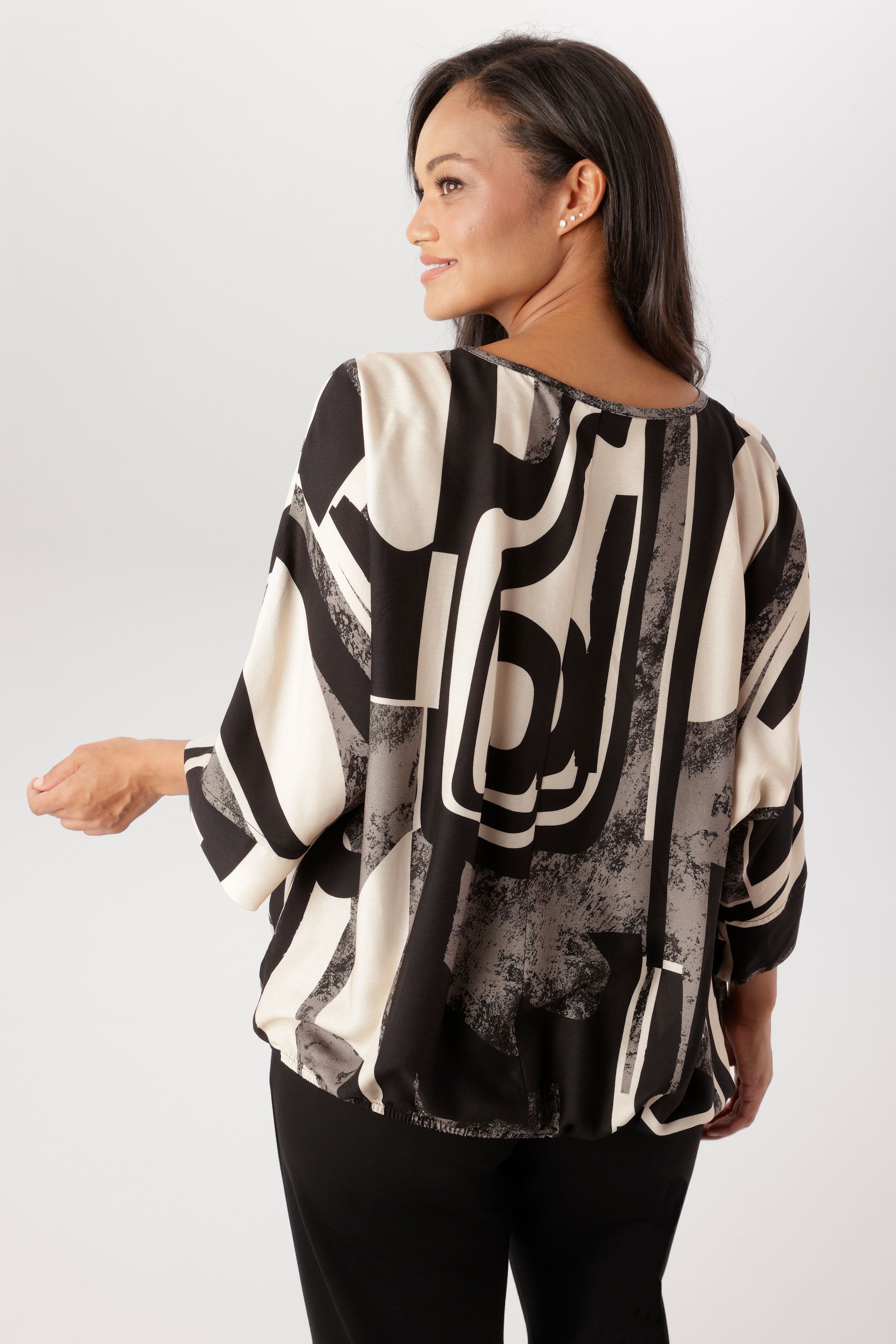 Aniston PLUS Blouse à enfiler avec motif abstrait - NOUVELLE COLLECTION