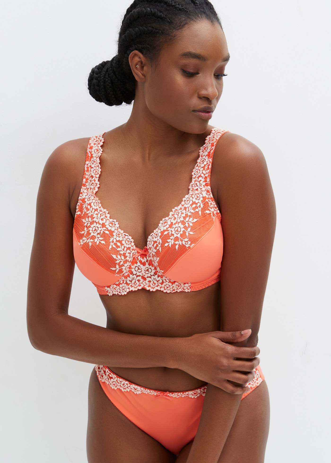 bonprix Soulève-buste »Bügel-BH mit zarter Spitze (2er Pack)« Packung, 2, 2 pièces