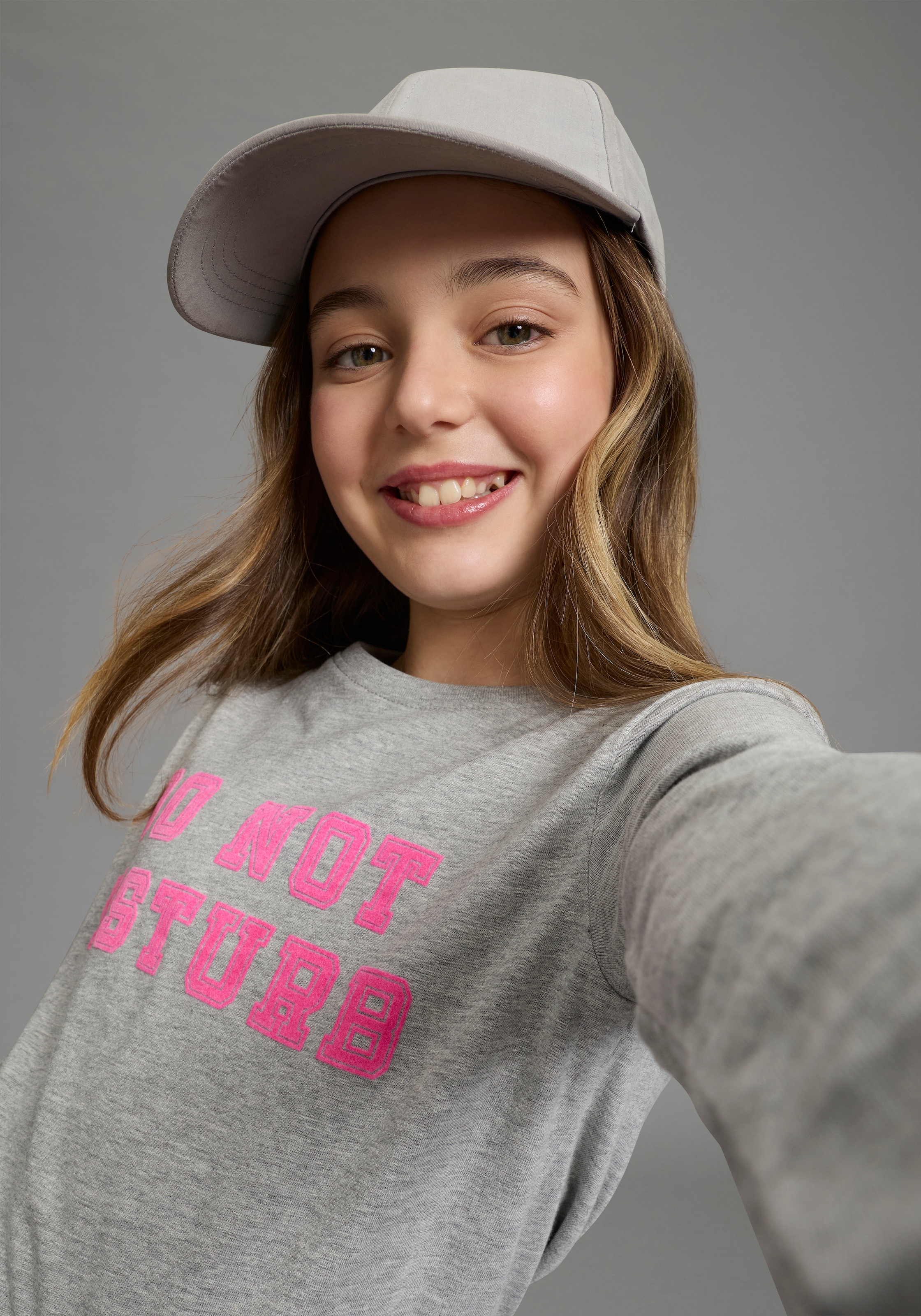 KIDSWORLD T-shirt à manches longues »Cooler Spruch: DO NOT DISTURB! - Nicht stören!« modischer Stil, Langarm, bedruckte Optik mit Statements