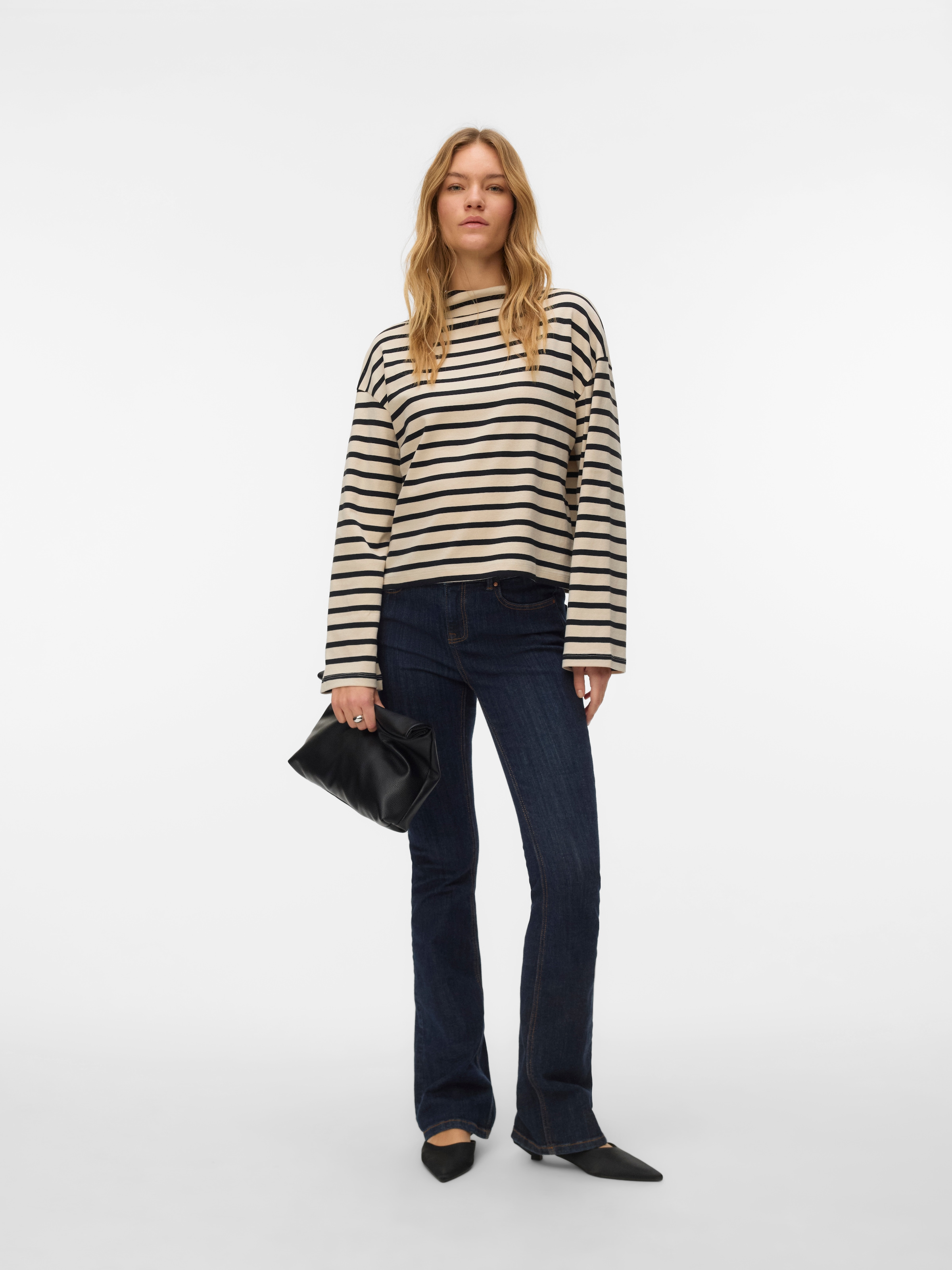 Vero Moda T-shirt à manches longues »VMURENA LS OVERSIZED FUNNEL NECK TOP JRS« mit Trompetenärmeln