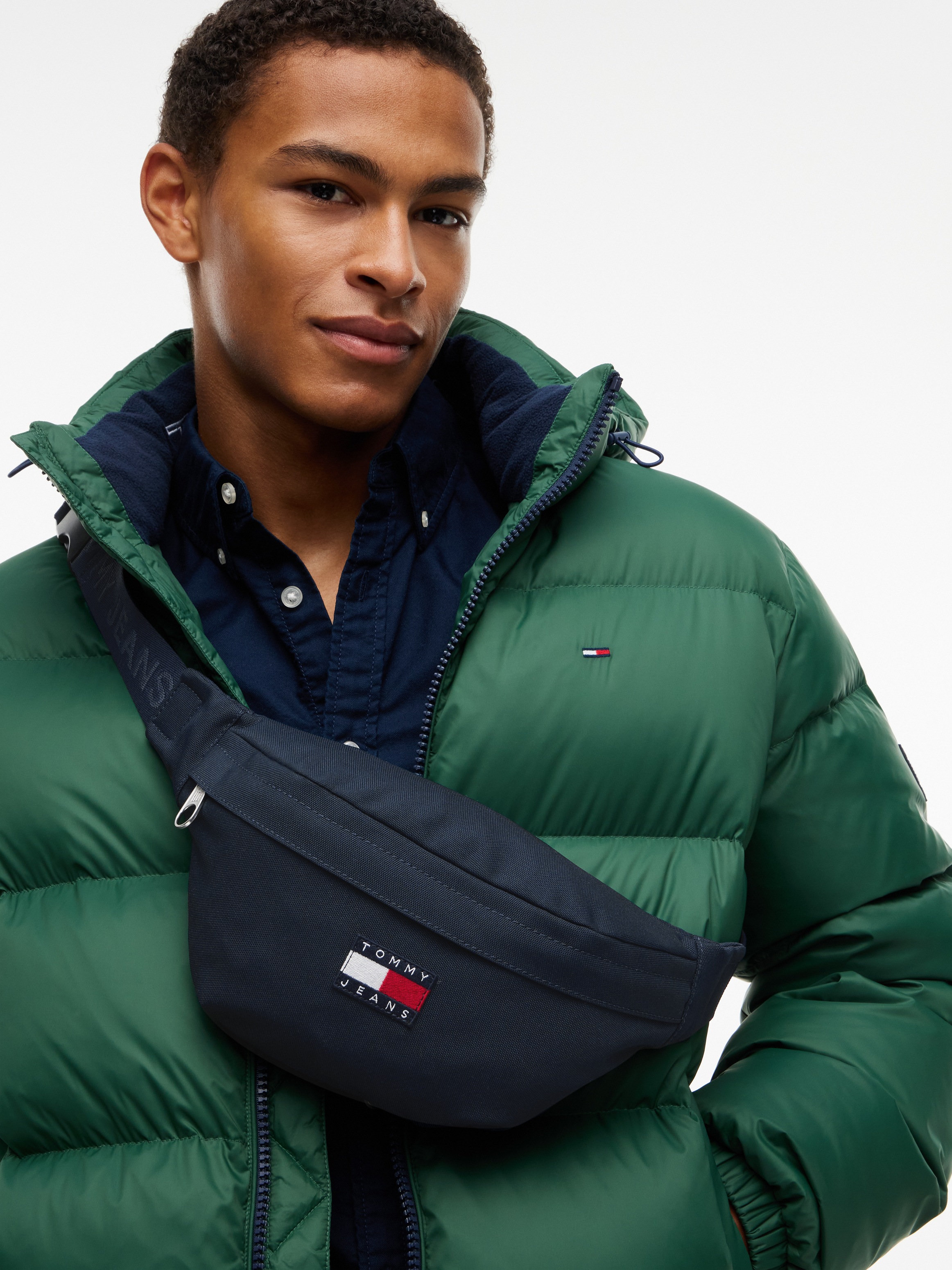 Tommy Jeans »TJM ESS DAILY BUMBAG« Banane unisexe, sac bandoulière, mini sac avec écusson logo