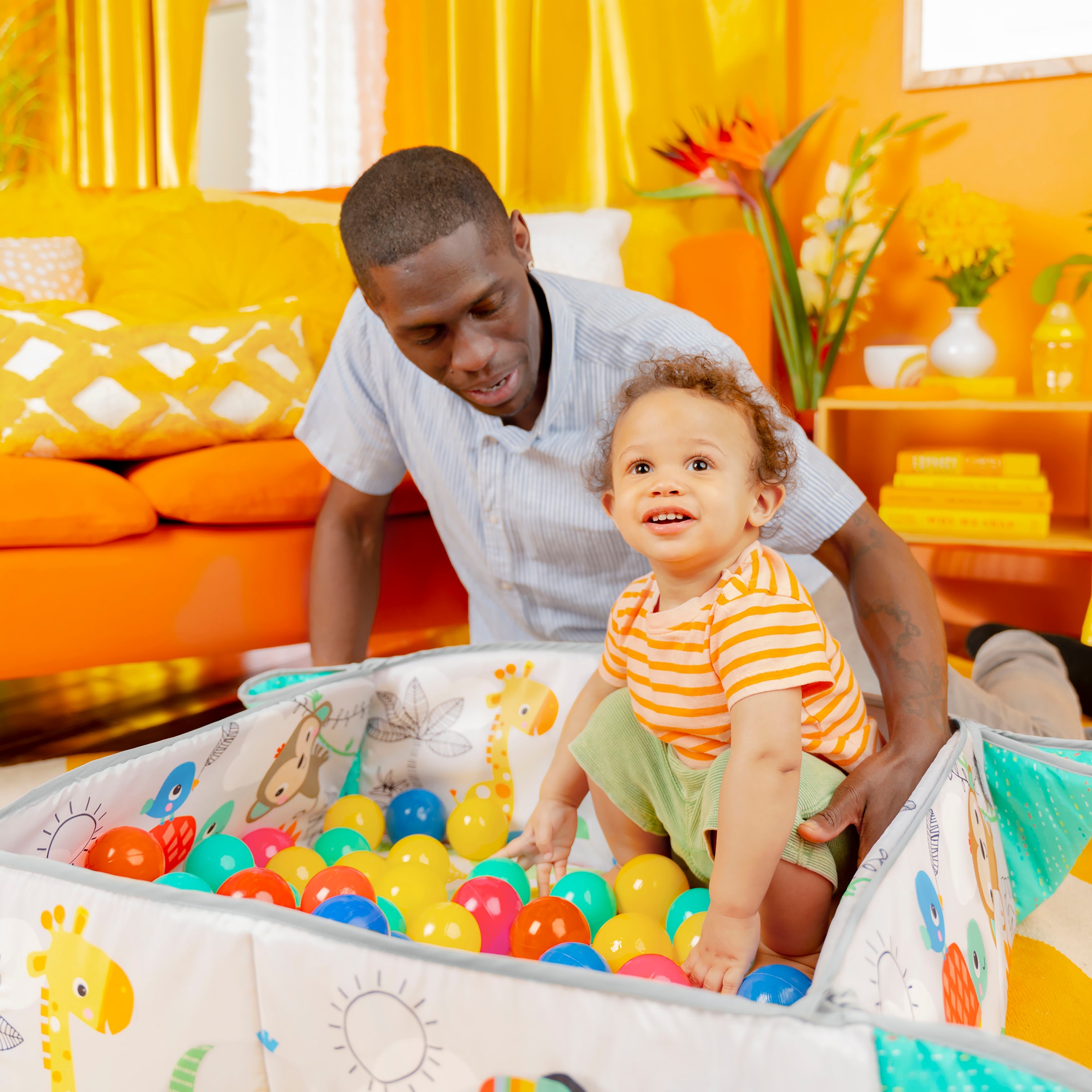 Bright Starts Spielbogen »5-in-1 Your Way Ball Play™ Activity Gym & Ball Pit - Totally Tropical™« mit Licht und Sound