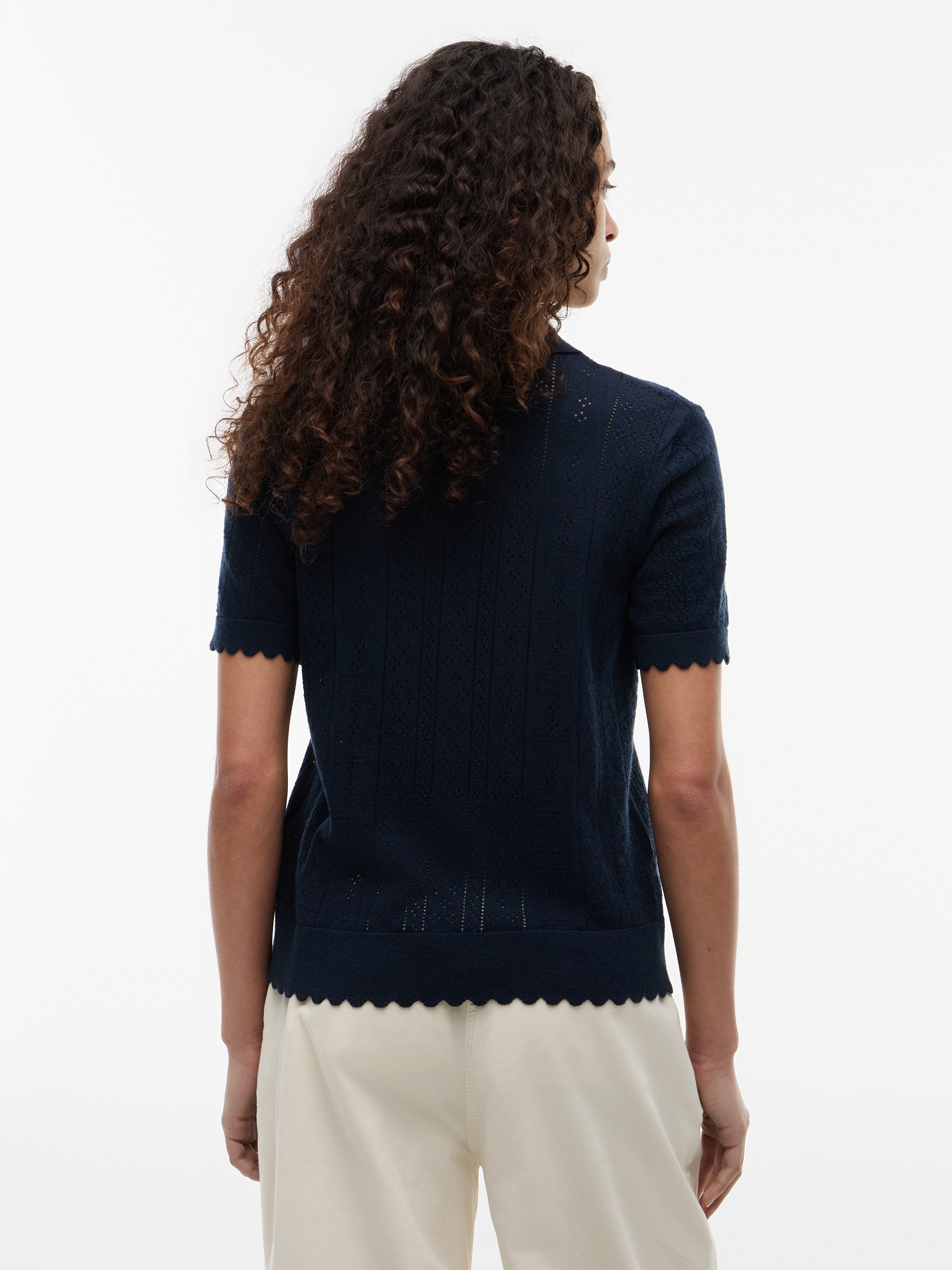 Tommy Jeans Pull à manches courtes »TJW POINTELLE POLO SWEATER« mélange viscose, motif tricot pointelle, ourlets ondulés