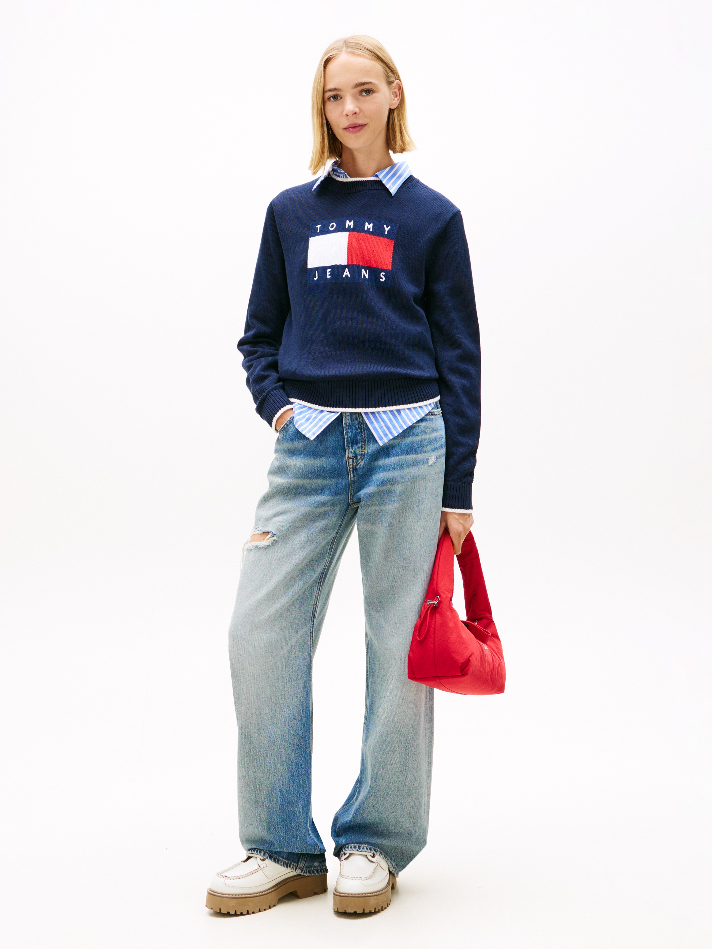 Tommy Jeans Pull en tricot »TJW TIPPING FLAG SWEATER EXT« avec intarsia logo, coupe décontractée