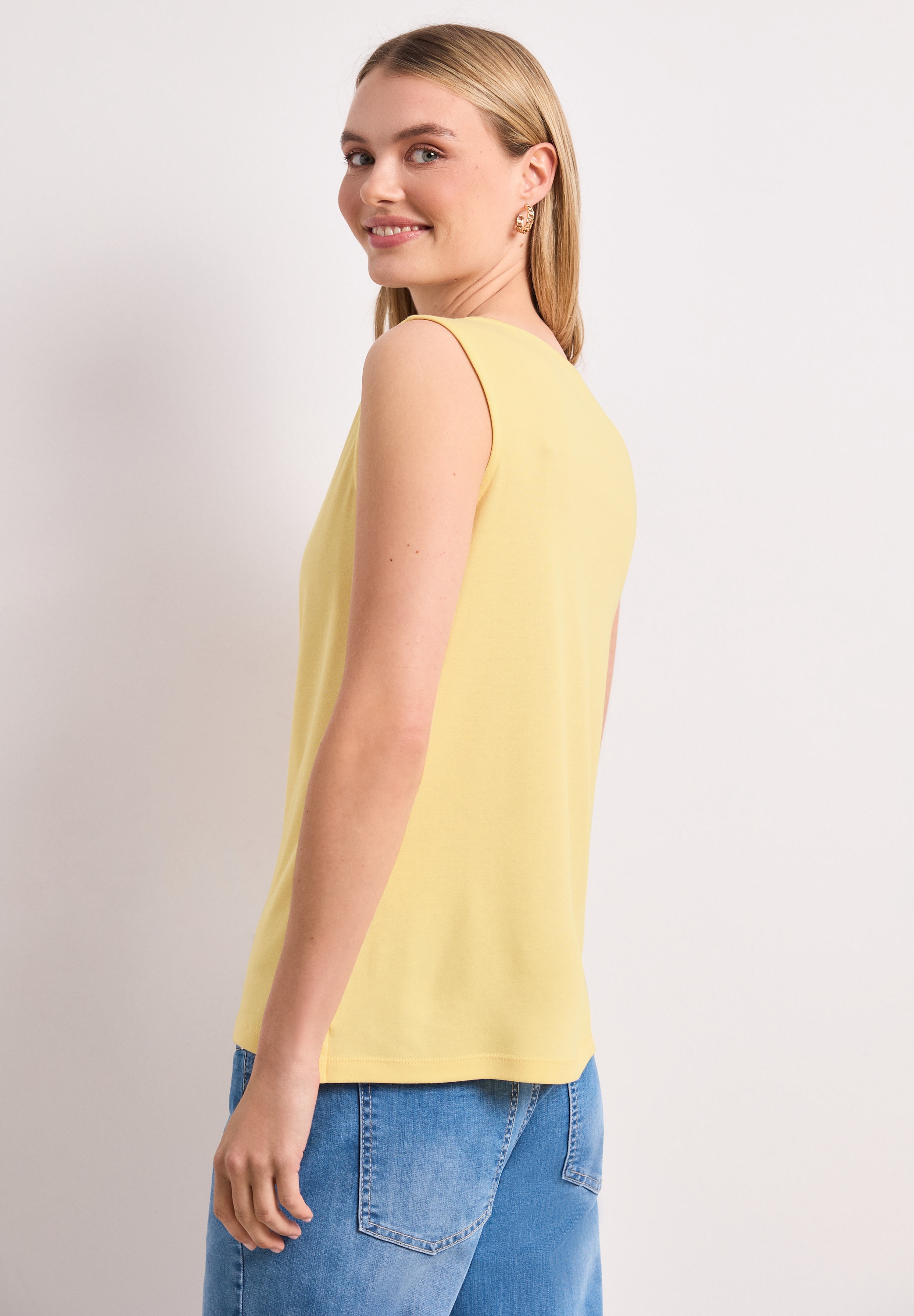 STREET ONE Shirttop und Cut-Out-Detail