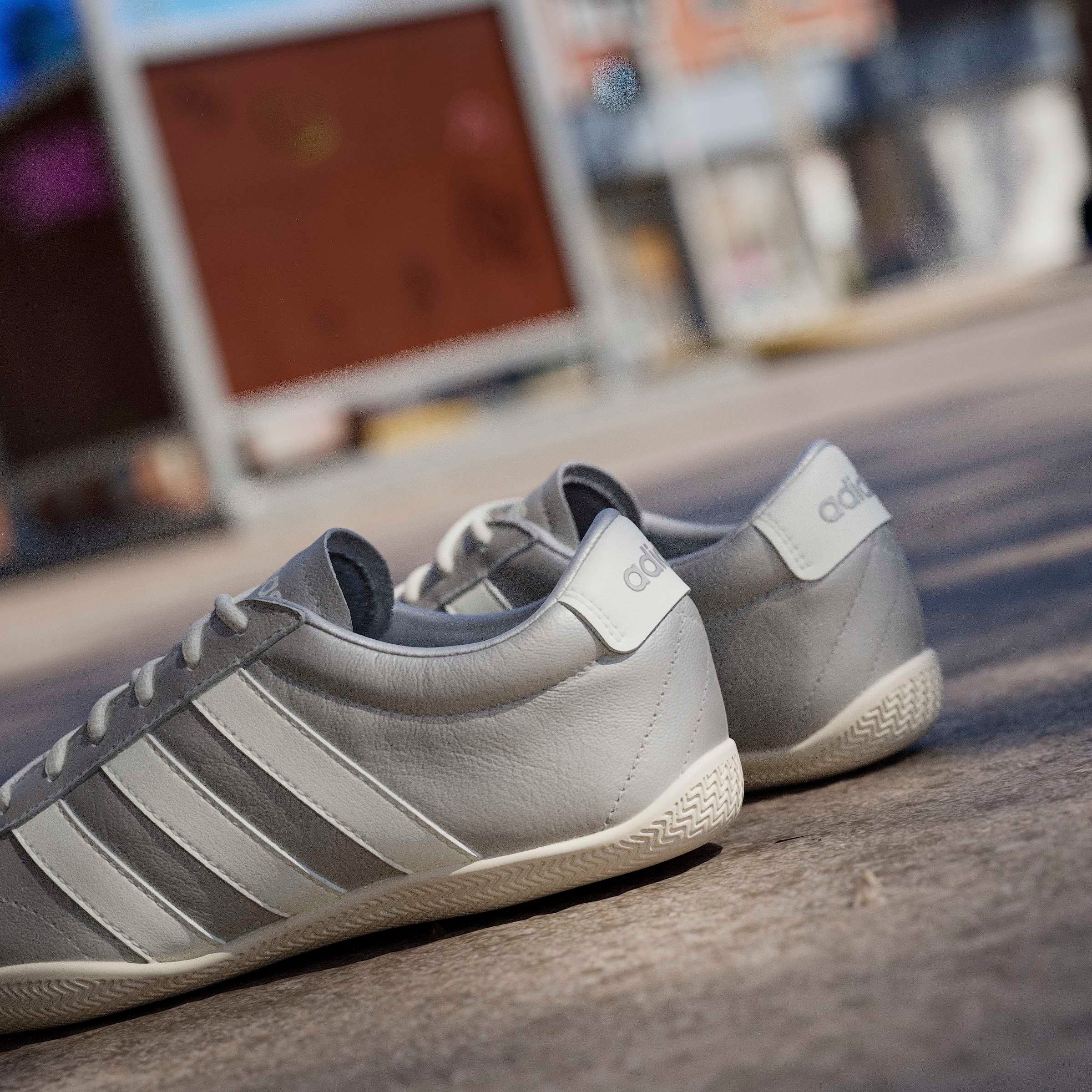 adidas Sportswear Sneaker »GRAND COURT LO«  Design auf den Spuren des adidas Superstar
