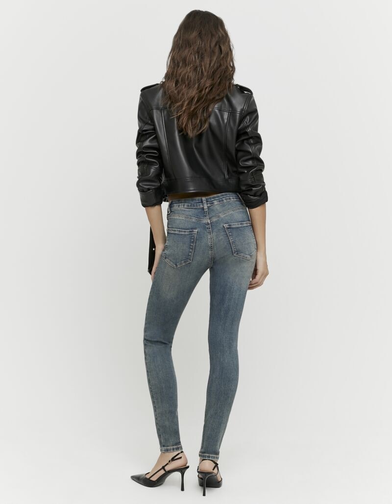 Tally Weijl Skinny-fit-Jeans »SPADESLAY« mit leichtem Stretch-Anteil, engem Bein und Mid-Waist