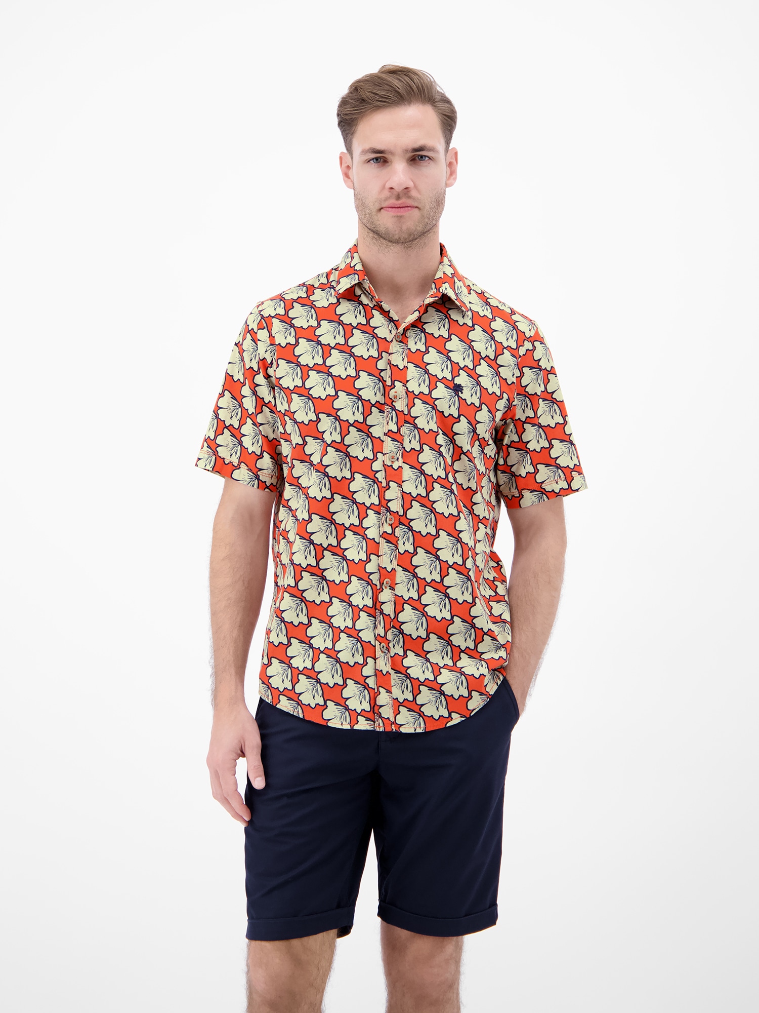 LERROS Chemise à manches courtes »Kurzarmhemd mit floralem All-over-Print«