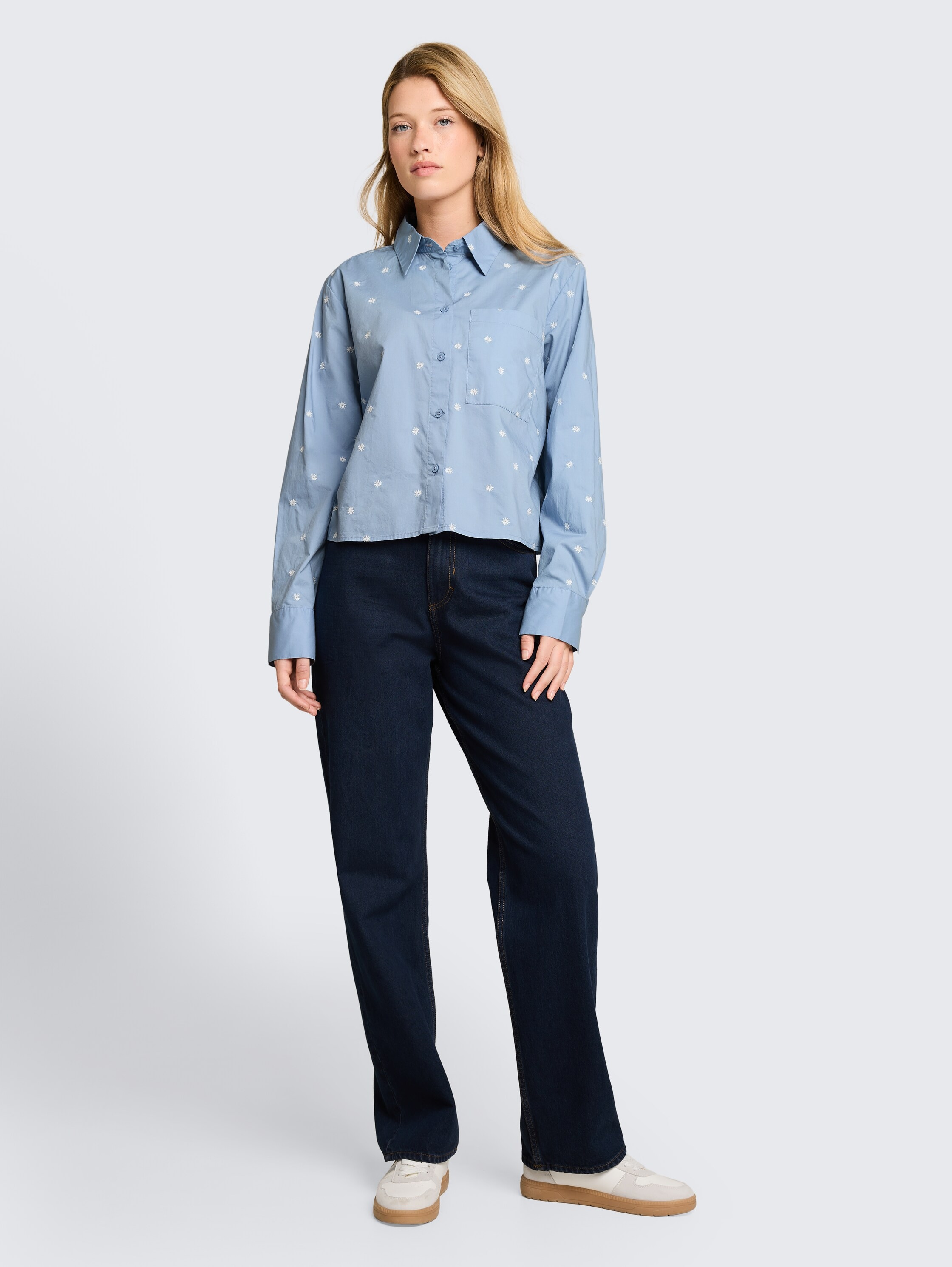 TOM TAILOR Denim Blouse chemise avec broderies intégrales