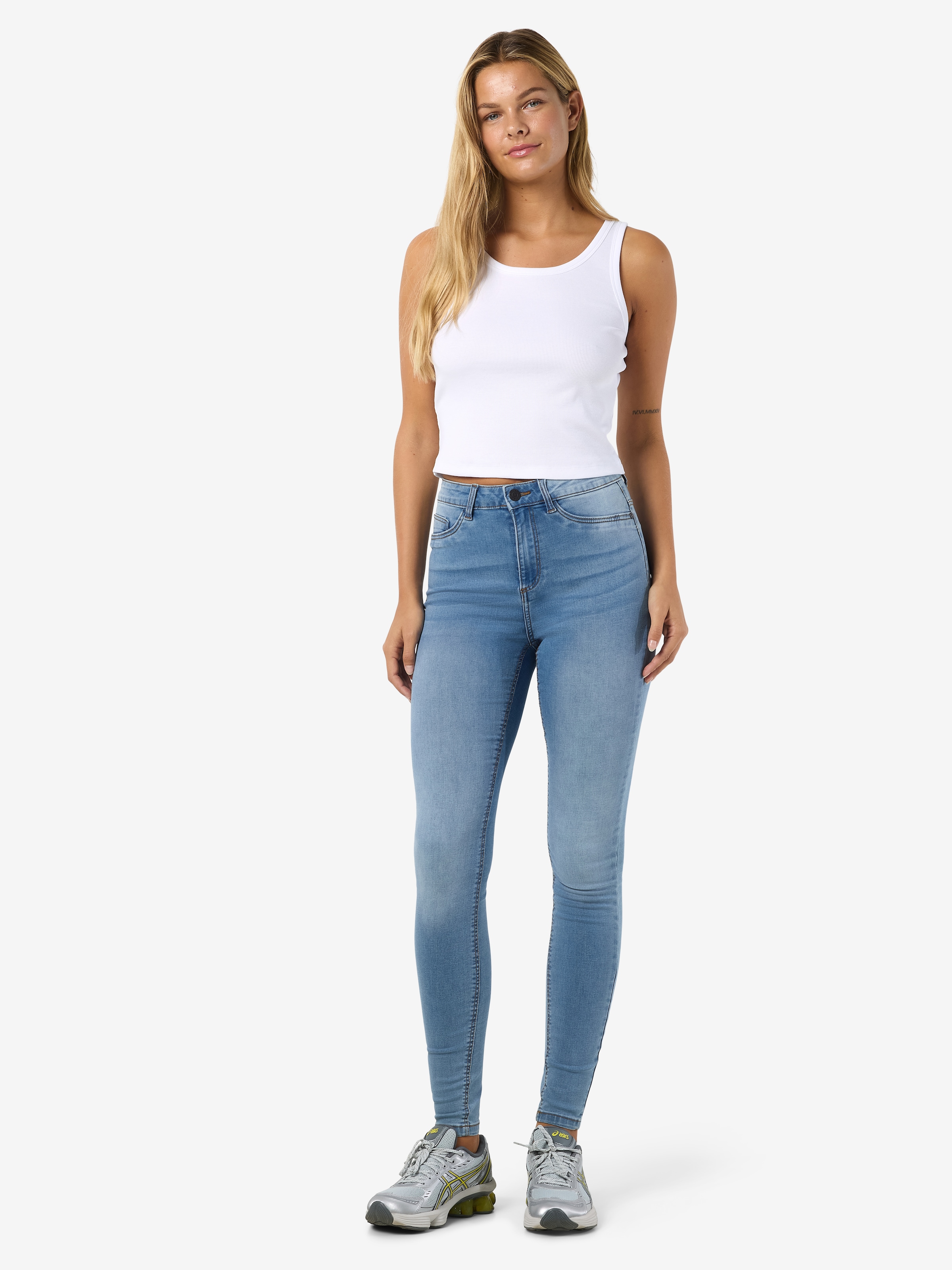 Noisy may Skinny-fit-Jeans »NMCALLIE HW SKINNY JEANS VI059LB NOOS«
