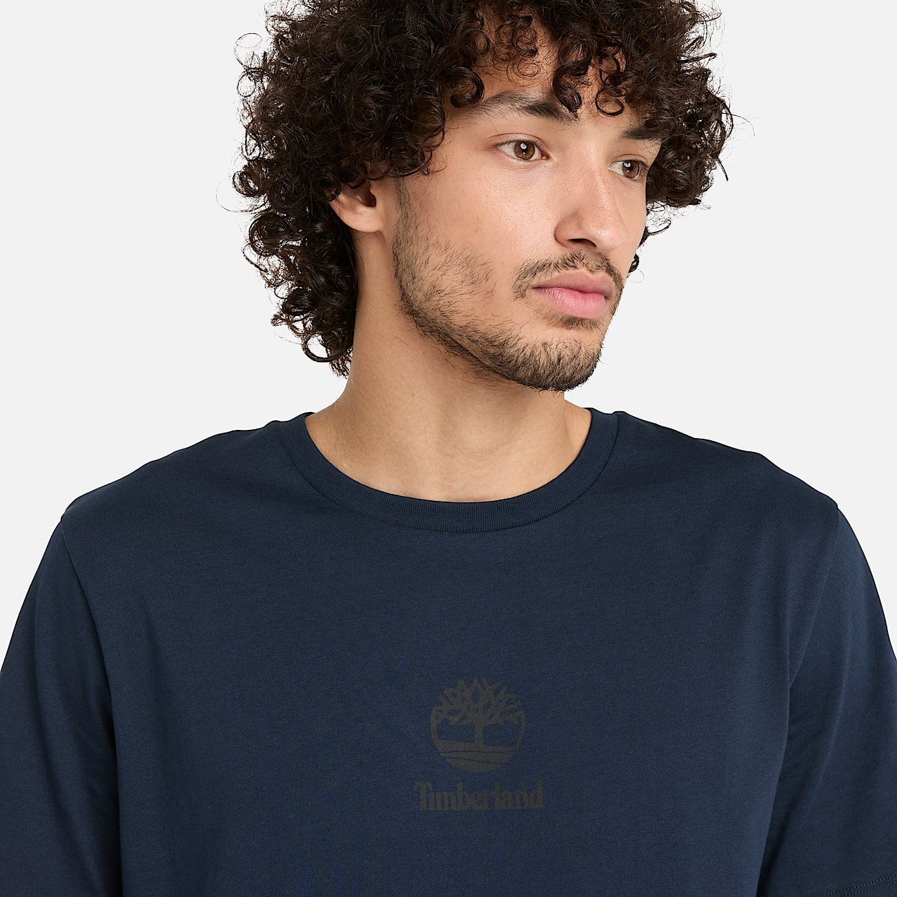 Timberland T-shirt »Print Stack Logo Short Sleeve Tee« design à manches courtes, avec encolure ronde à bord-côtes, en coton