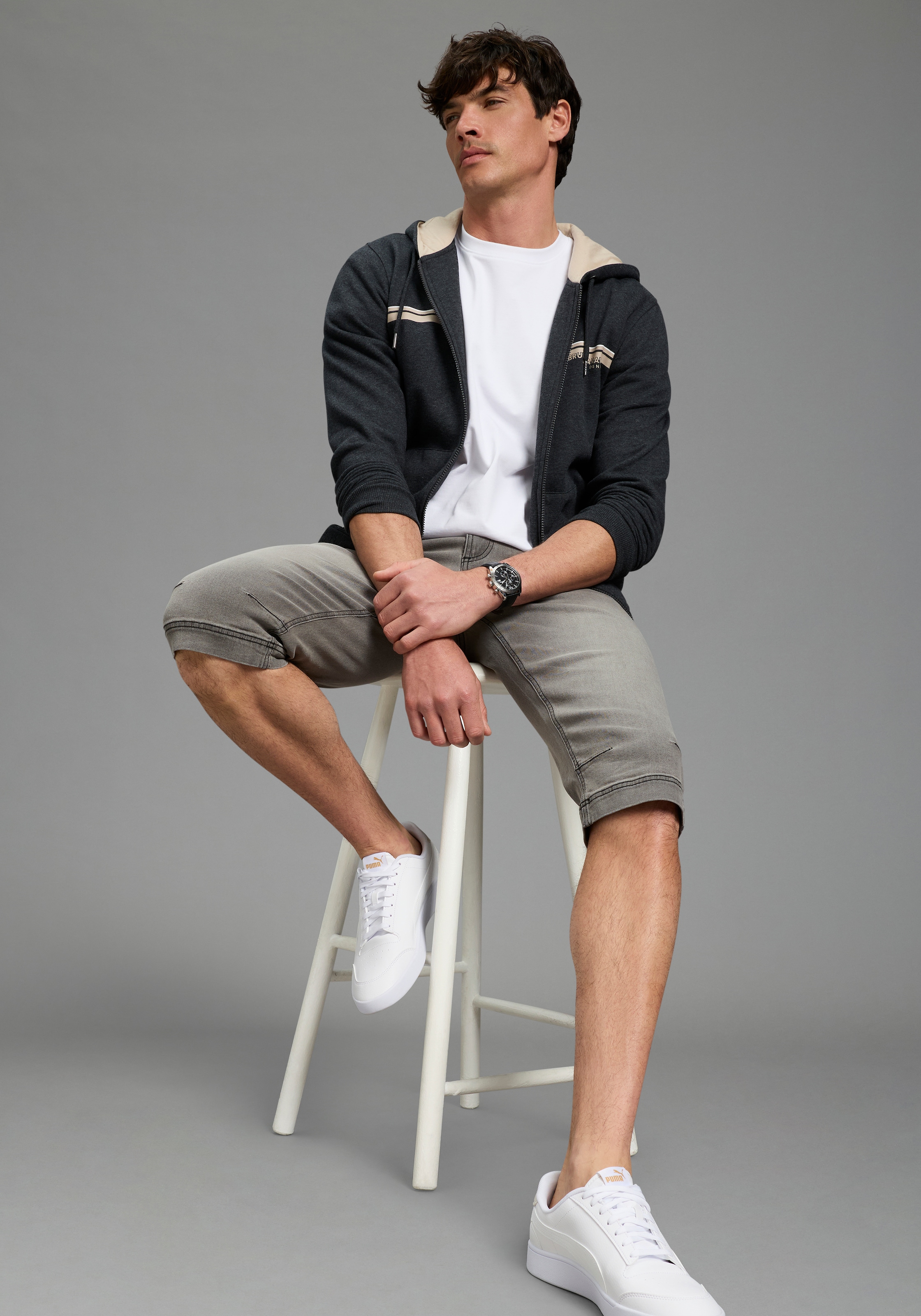 Bruno Banani Bermuda en jean »Hutch-Bermuda« Straight-Fit, hauteur normale de taille, en denim élastique