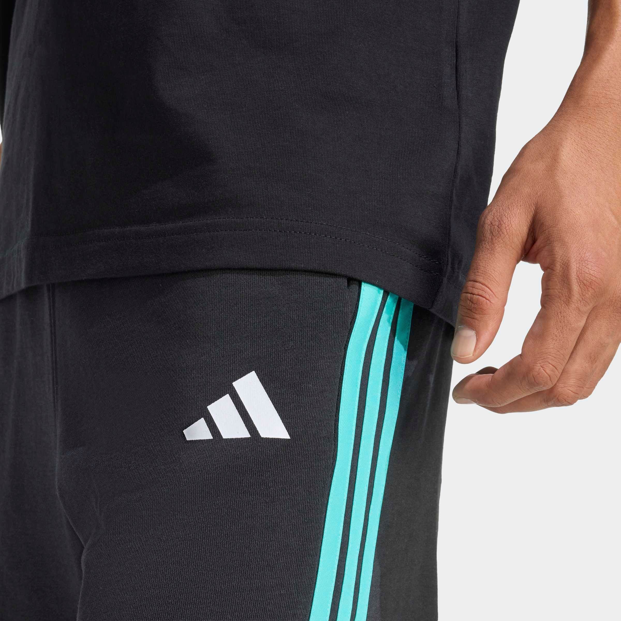 adidas Performance Short »MERCEDES - AMG PETRONAS FORMEL 1 TEAM DNA«