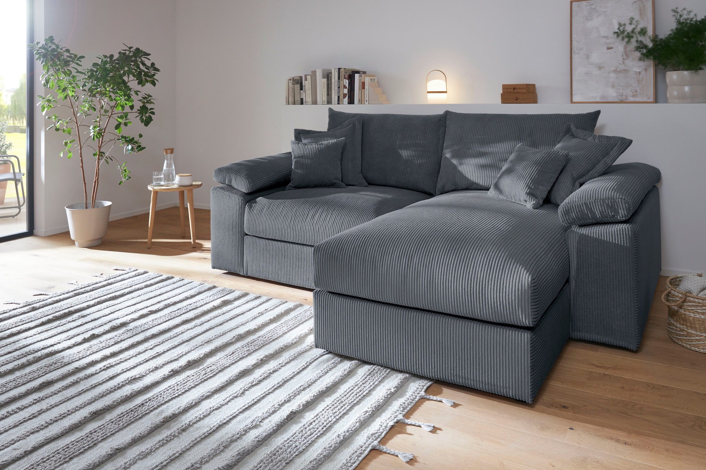 Home affaire Ecksofa »Soft&Cosy XL L-Form, B: 246 cm« Mega-Sofa, Cord oder Chenille-Struktur, mit Federkern & 4 Zierkissen