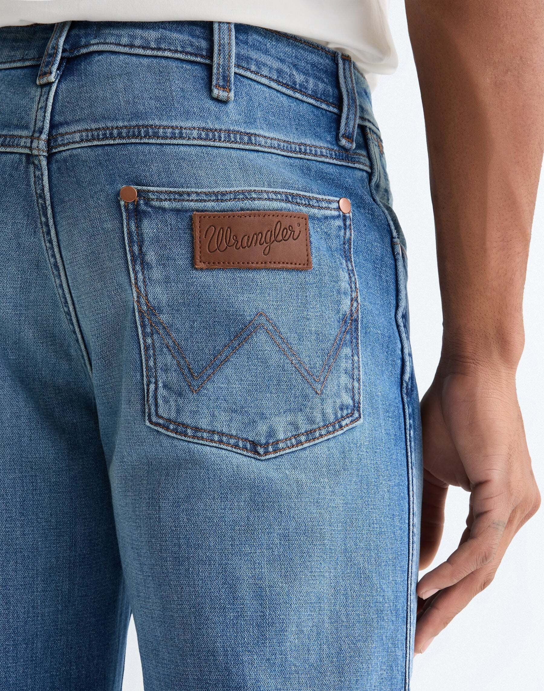 Wrangler Jeans bootcut »WRANGLER Jeans Loose Boot«