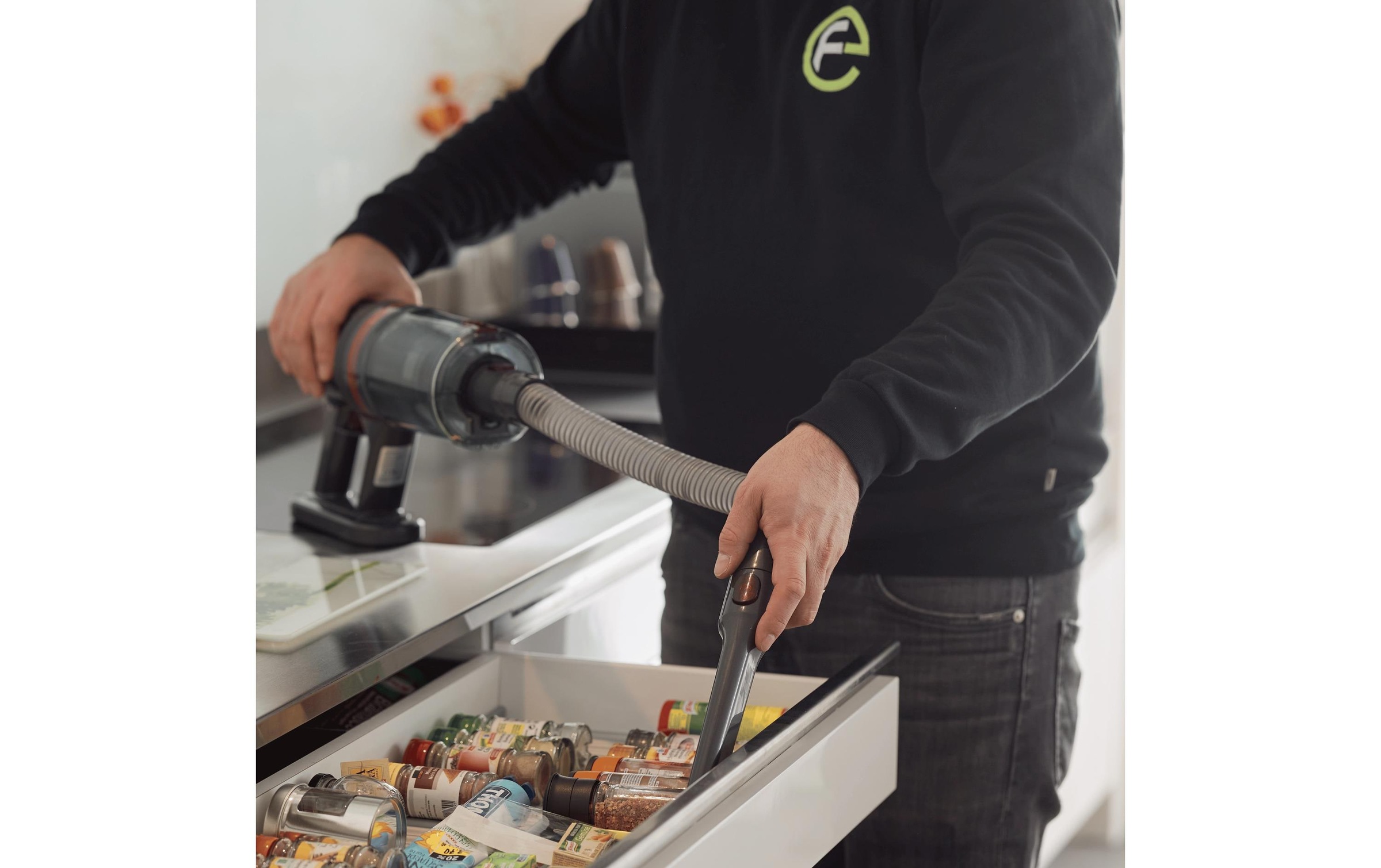   Aspirateur à main et à manche sans fil »Ecofort ecoQ CleanVac Pro Complete«