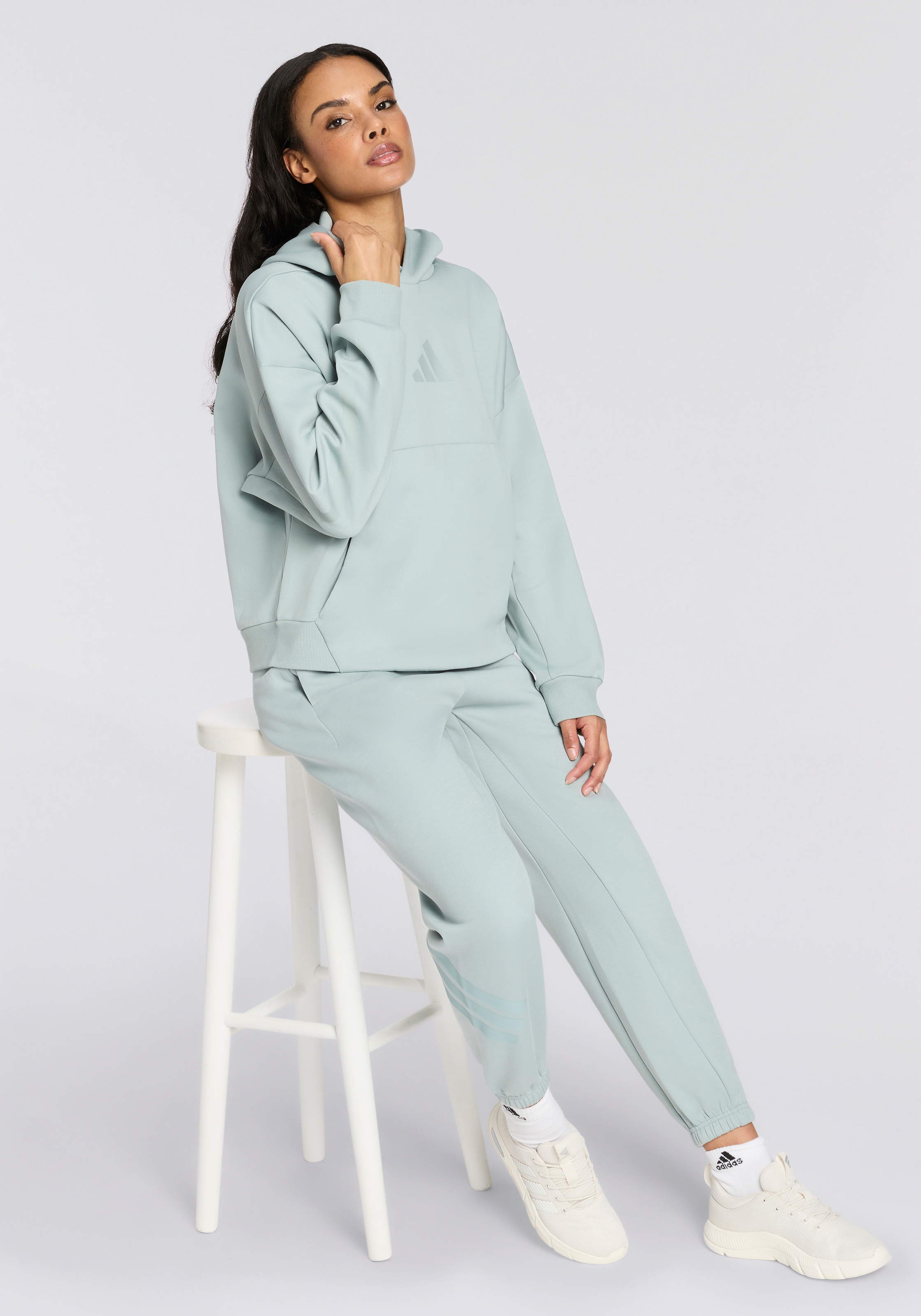 adidas Sportswear Sweat à capuche »W Z.N.E. OH HD«
