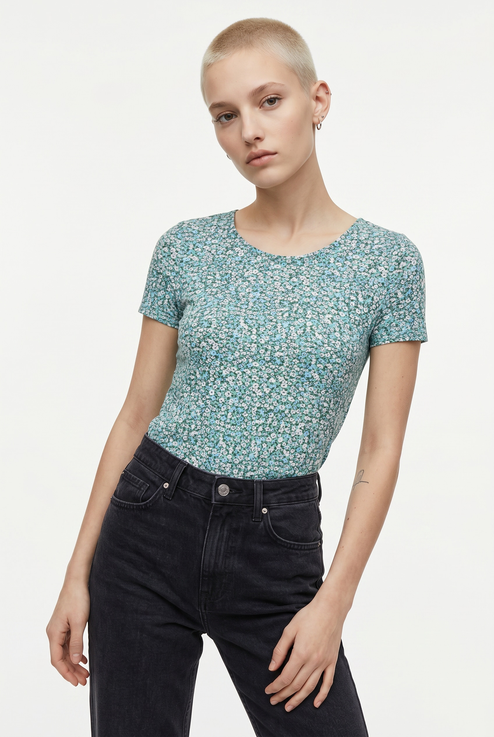 ONLY T-shirt à manches courtes »ONLBERA BACK LACE UP S/S TOP JRS NOOS«