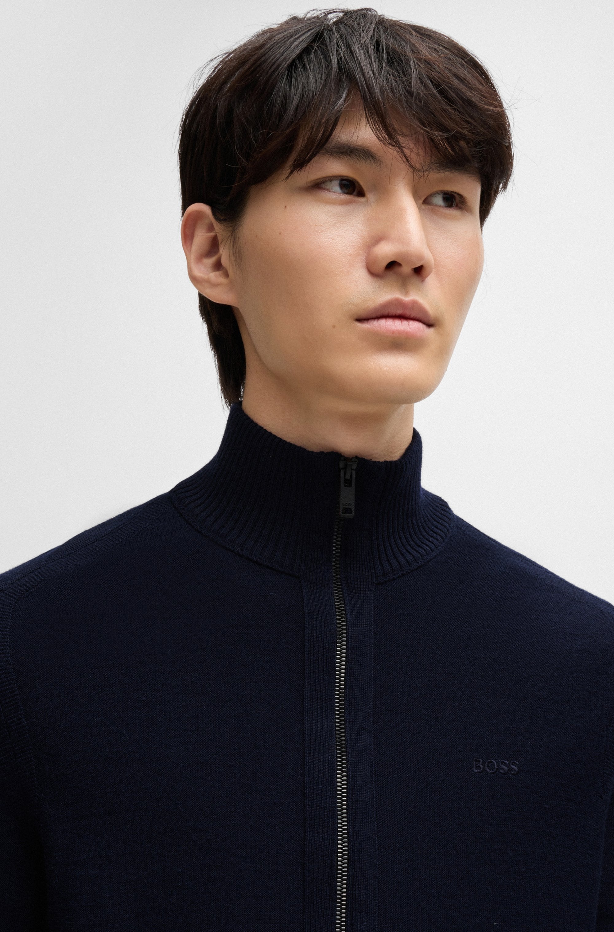 BOSS ORANGE Veste en tricot »Avac« mit Logostickerei auf der Brust