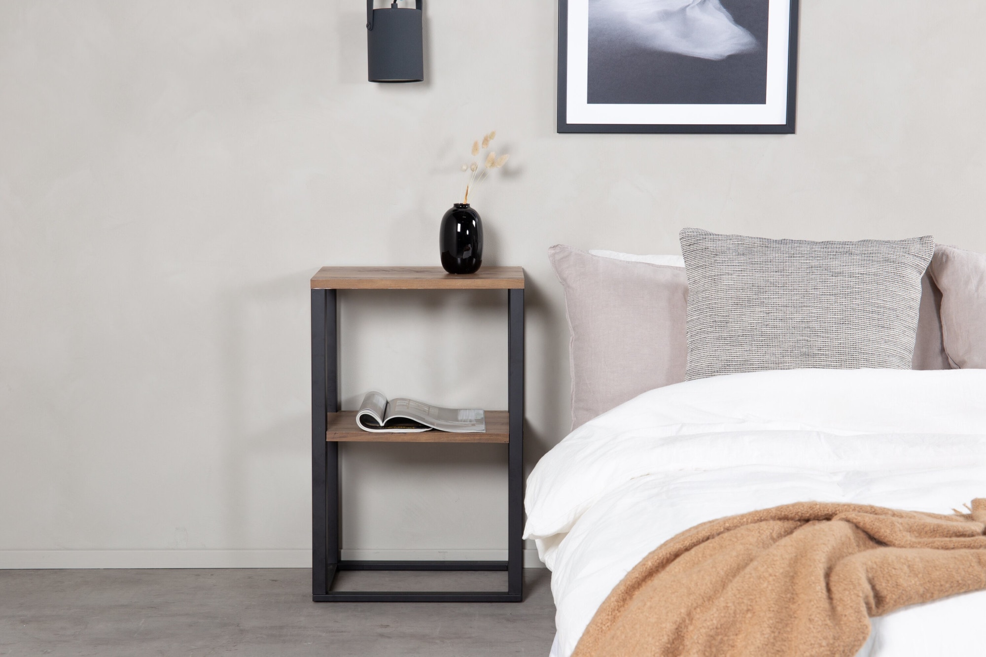 Venture Home Nachttisch »Rise, schmaler Nachttisch in heller Eschenoptik, 45 × 30 cm« Schlafzimmertisch, MDF, Papierlaminat, Metallrahmen, schlank, urban