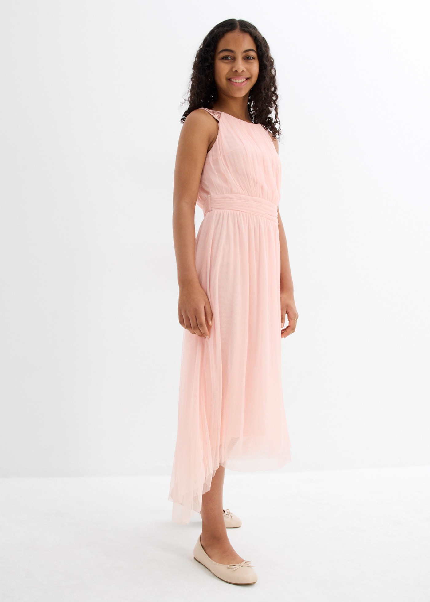 bonprix Robe midi style festif, avec paillettes, sans manches, coupe régulière, en polyester