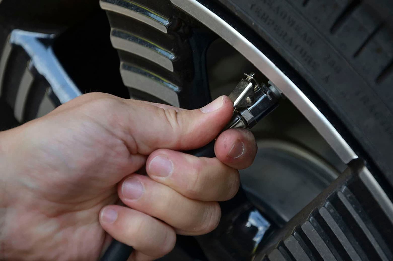 Cartrend Luftdruckmessgerät »Reifendruckprüfer Digital«