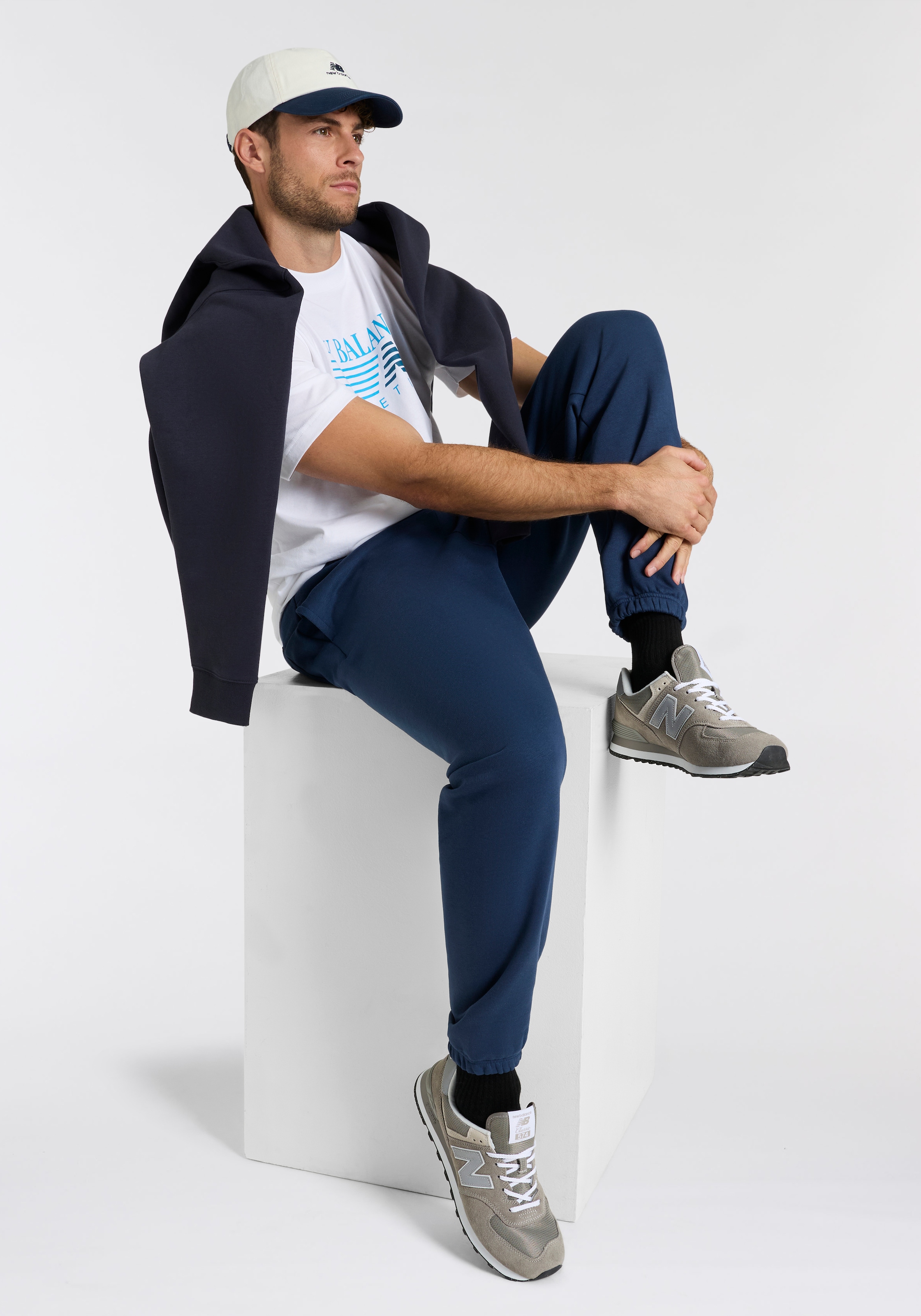 New Balance Sweat à capuche »REIMAGINED FLEECE HOODIE«, look sportif, en coton et polyester, coupe classique
