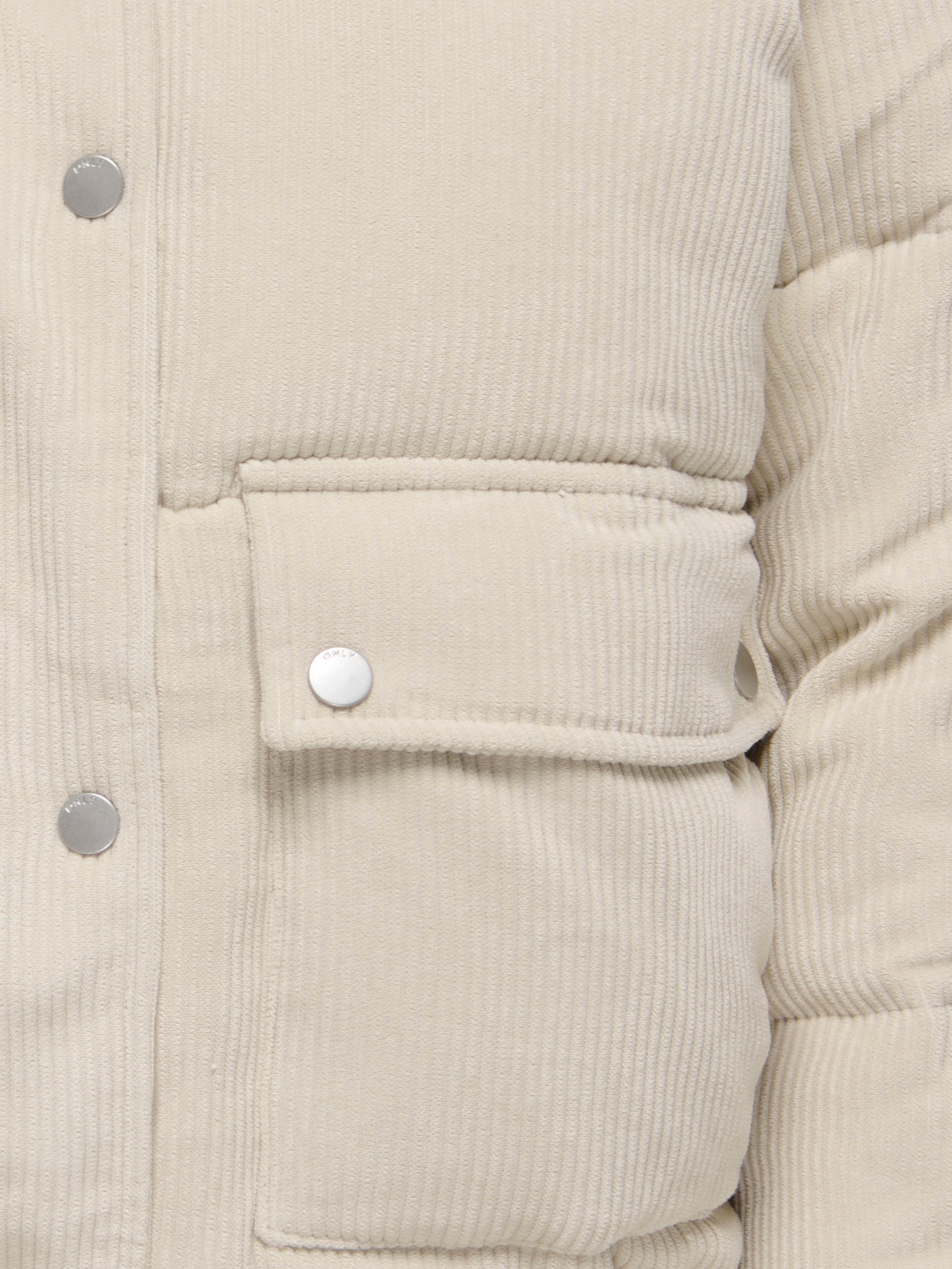 ONLY Veste matelassée »ONLZAHARA CORDUROY PUFFER CC OTW« avec capuche fibre synthétique