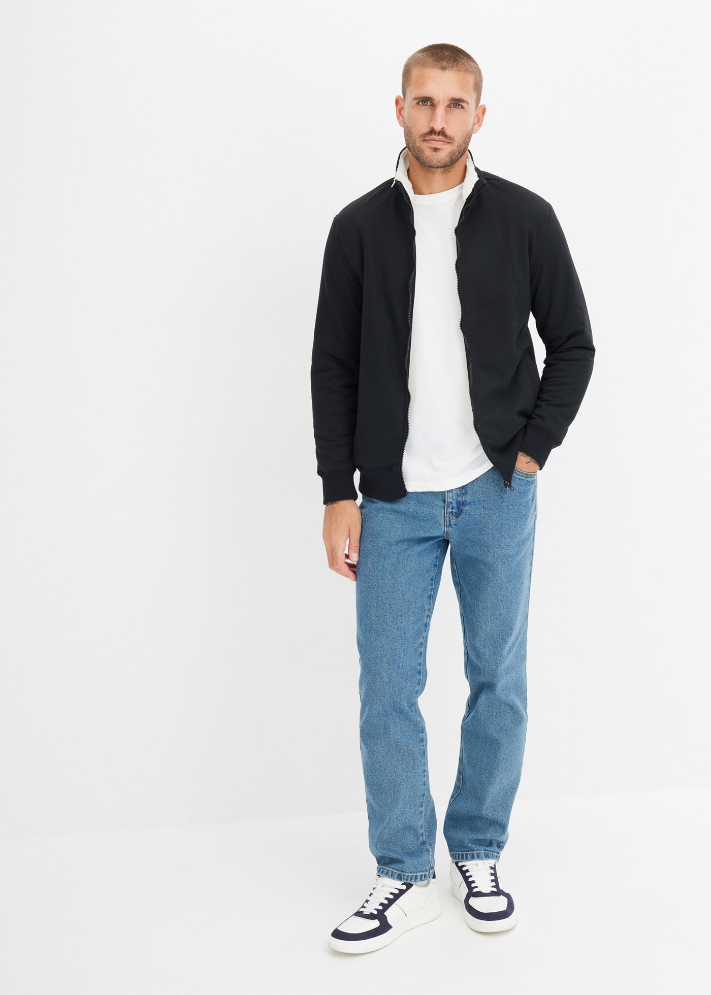 bonprix Jeans droit »Classic Fit Stretch-Jeans, Straight« coupe classique, en coton avec élasthanne