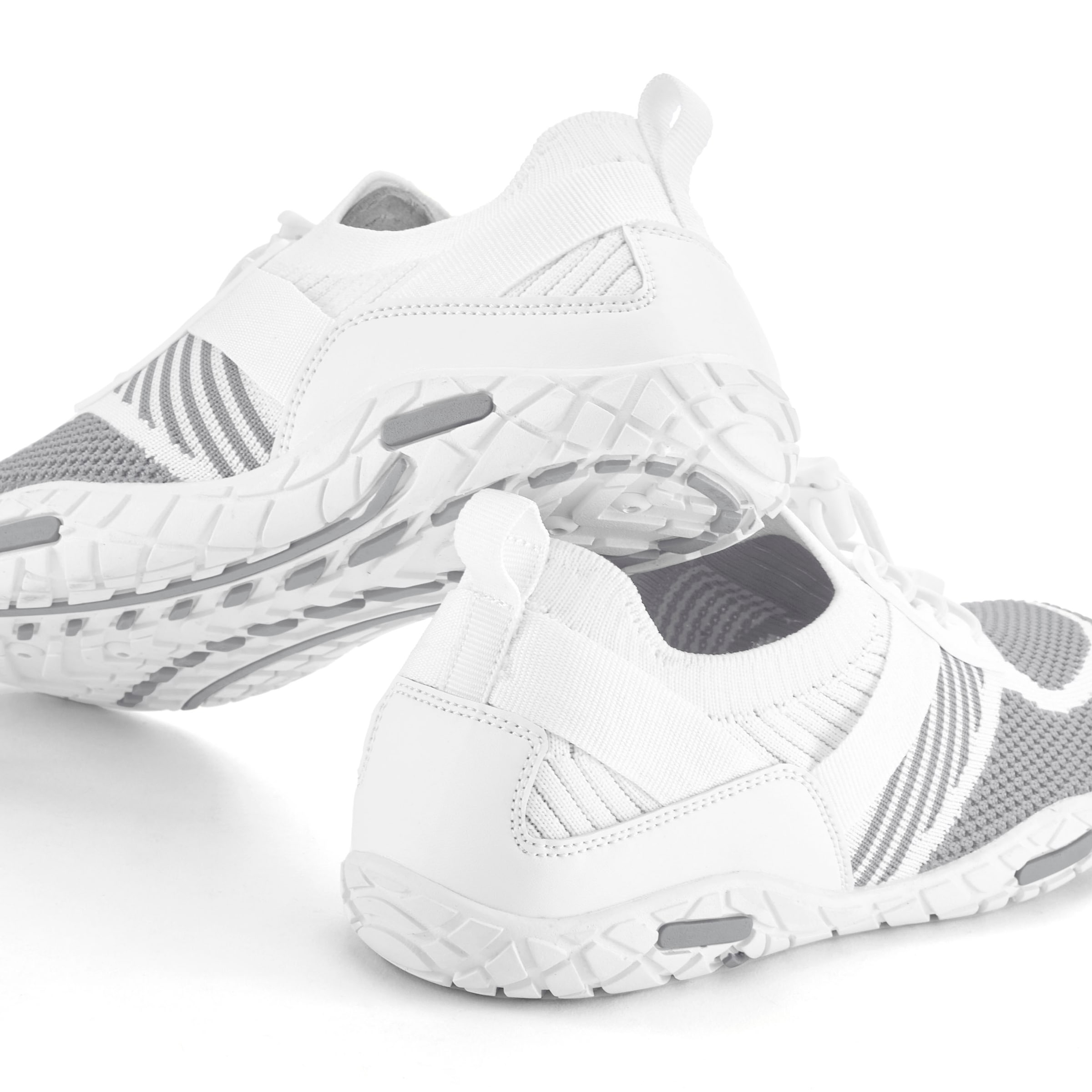 LASCANA Sneakers »Slip-On-Sneaker,«  Freizeitschuh, Halbschuh superleicht, flache flexible Sohle VEGAN