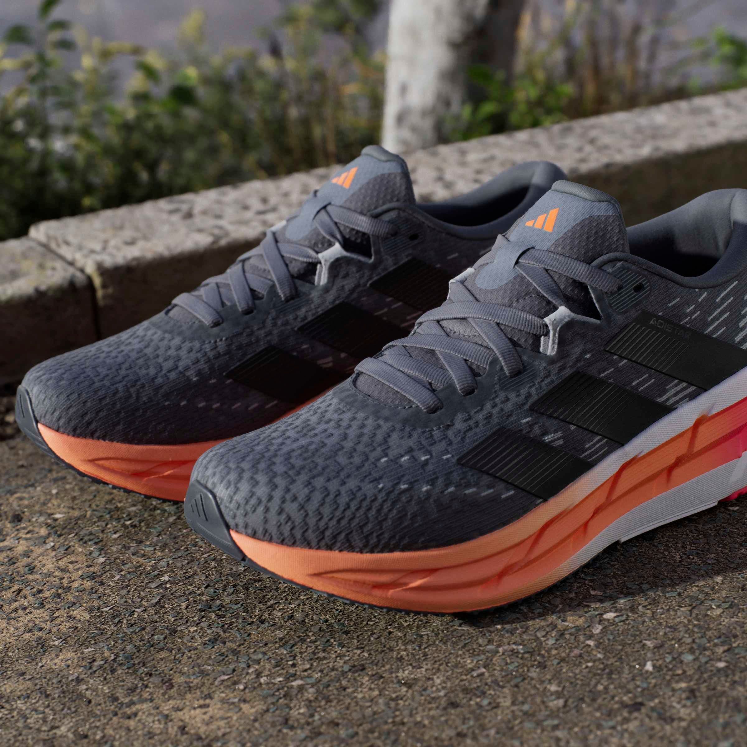 adidas Performance Chaussure de course »ADISTAR 4«