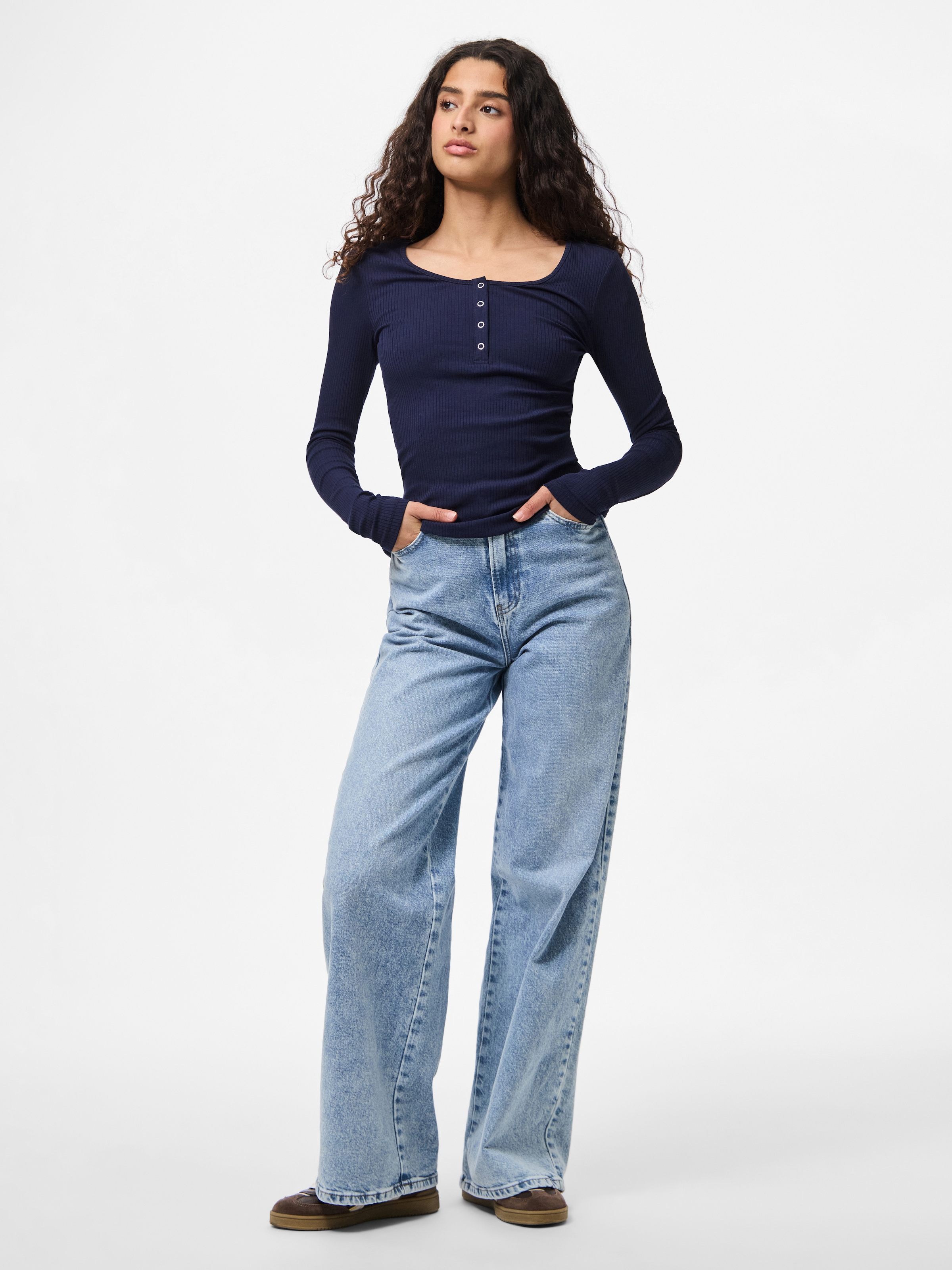 pieces Langarmshirt »PCKITTE LS TOP NOOS BC« Baumwollmischung, slim fit