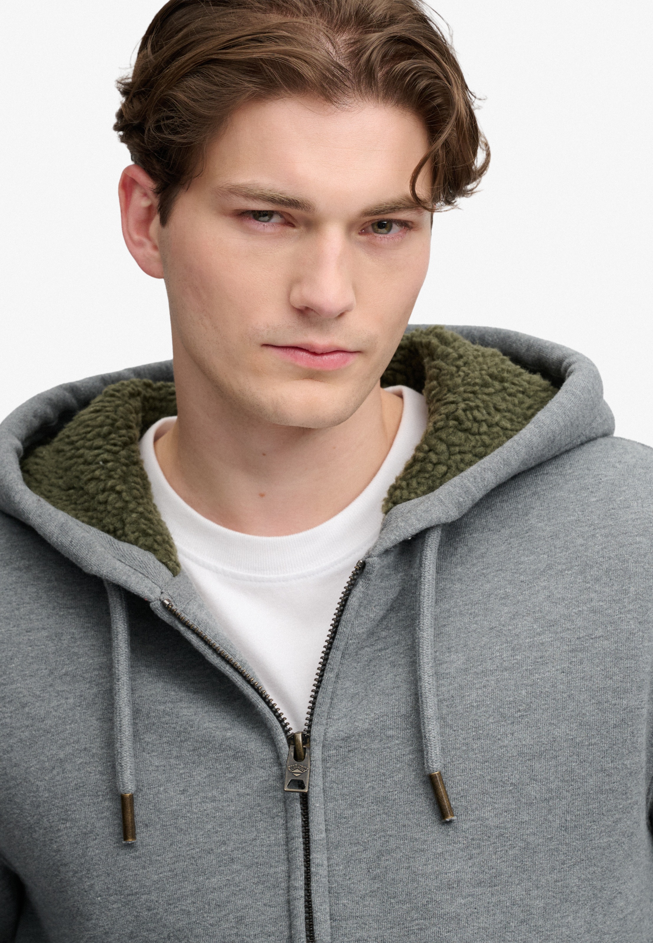 Superdry Kapuzensweatjacke »BORG LINED ZIPHOOD« Baumwollmischung, slim fit