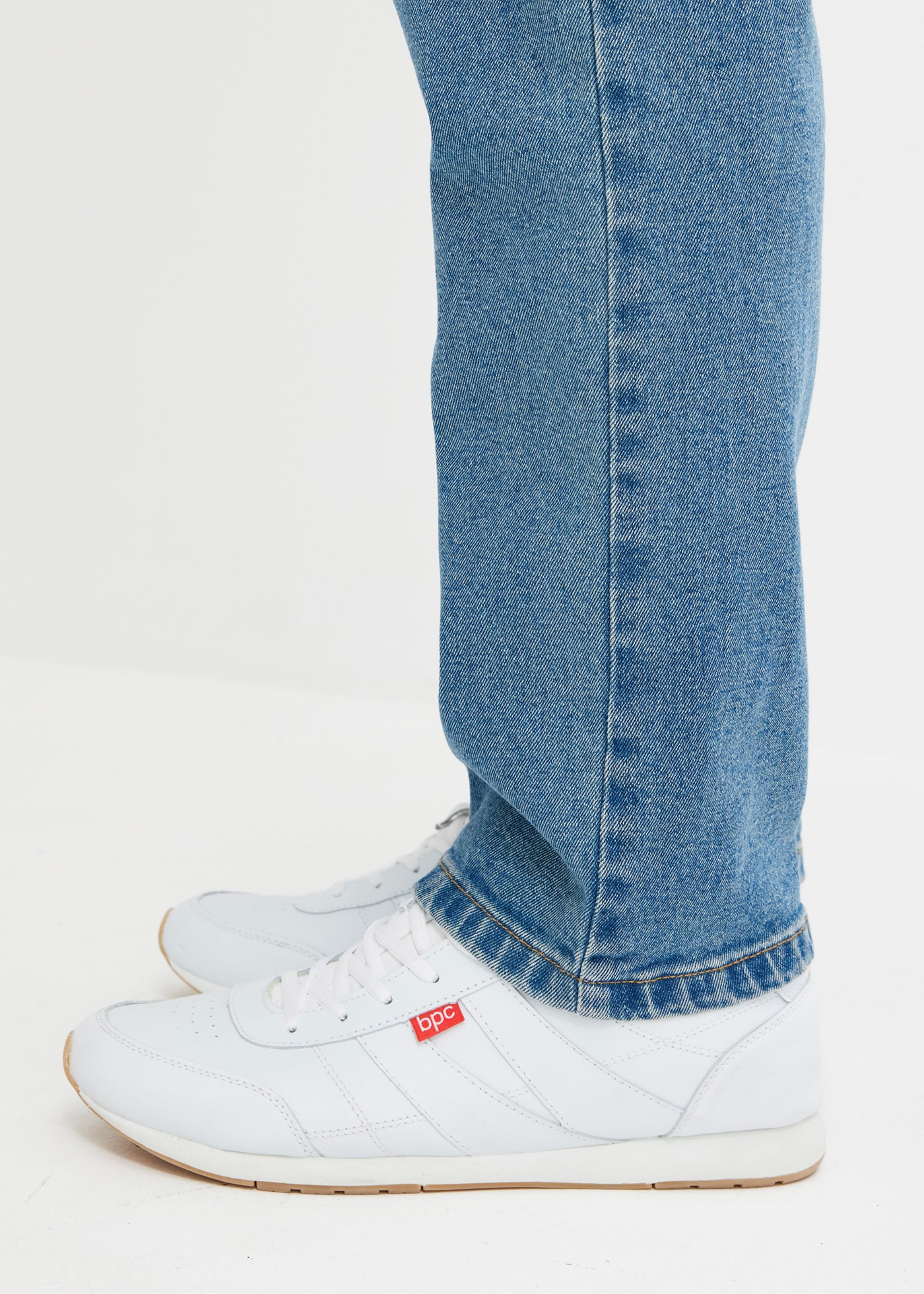 bonprix Jeans droit »Classic Fit Stretch-Jeans, Straight« coupe classique, en coton avec élasthanne