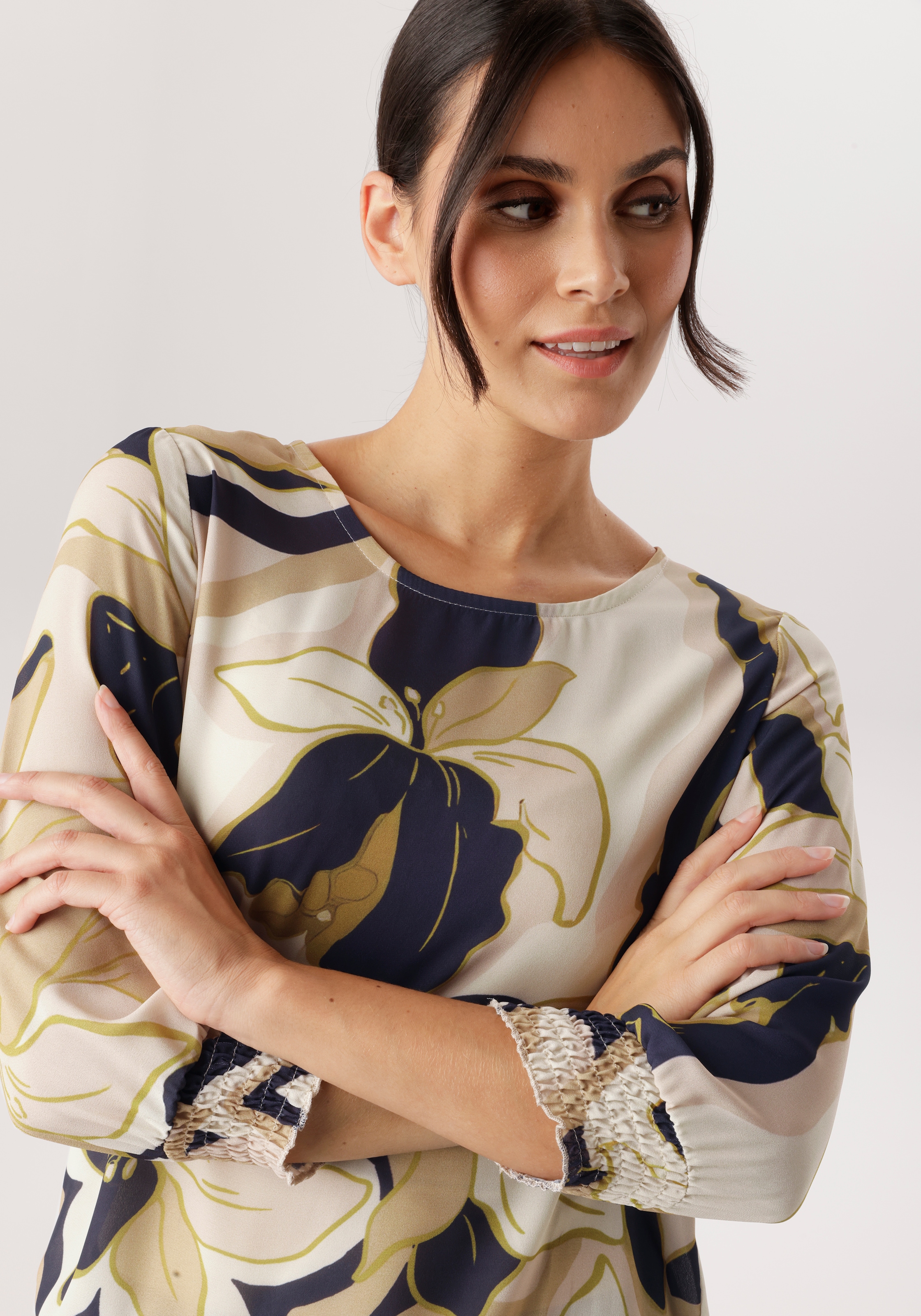 Aniston SELECTED Blouse à enfiler mit Smokbündchen und allover Blumenmuster- NEUE  KOLLEKTION