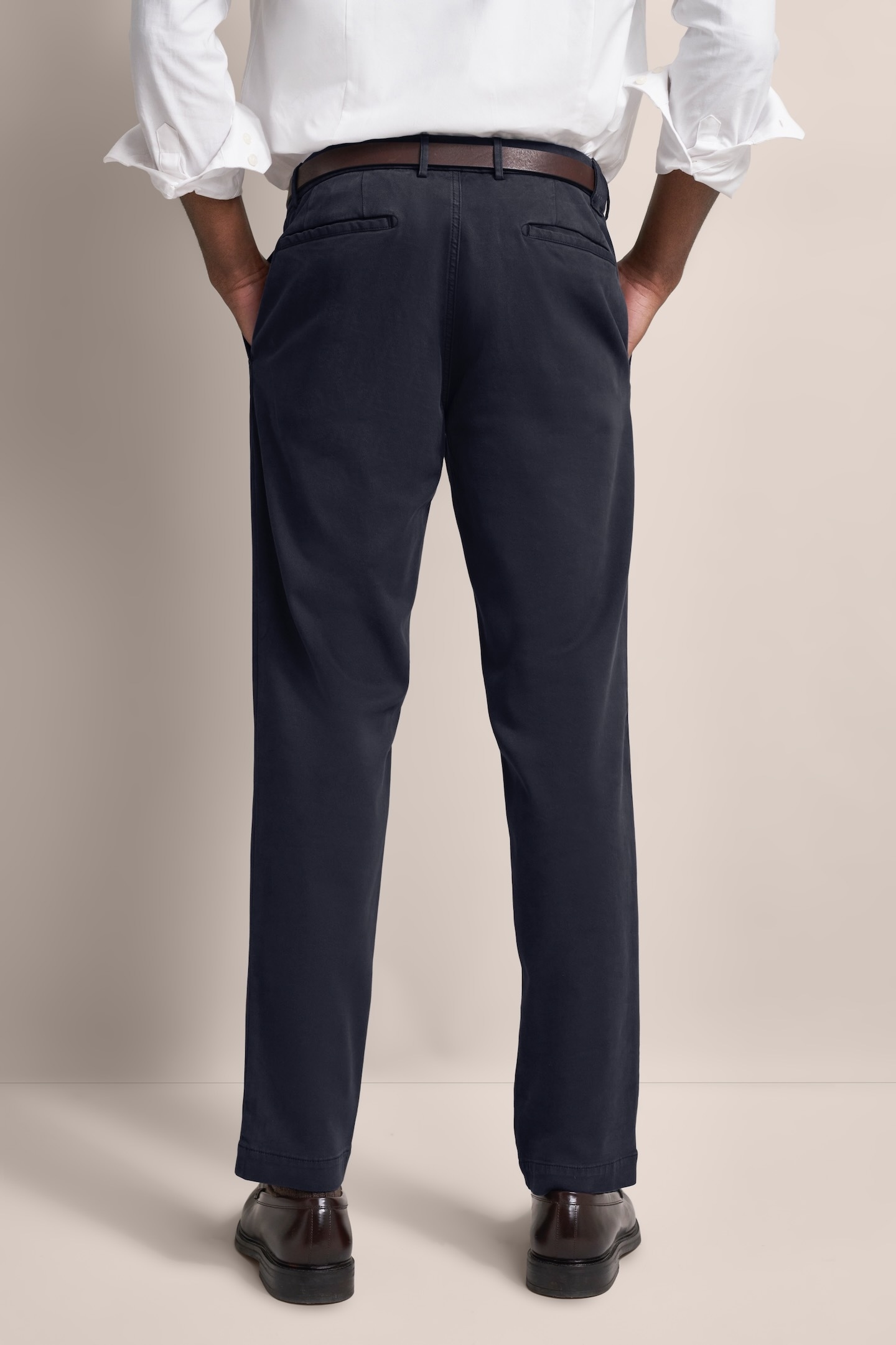 bugatti Pantalon en tissu  aus einem Baumwoll-Elasthan-Mix