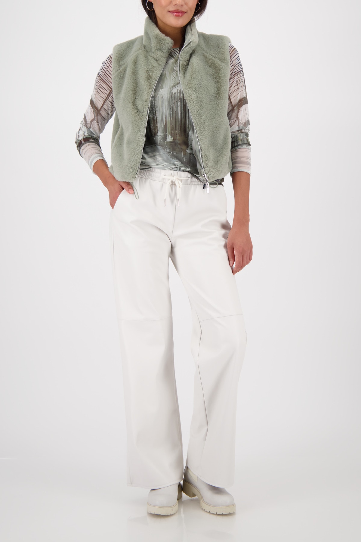 Monari Gilet en imitation fourrure »Weste fake fur« Regular fit, mit Rundhalsausschnitt