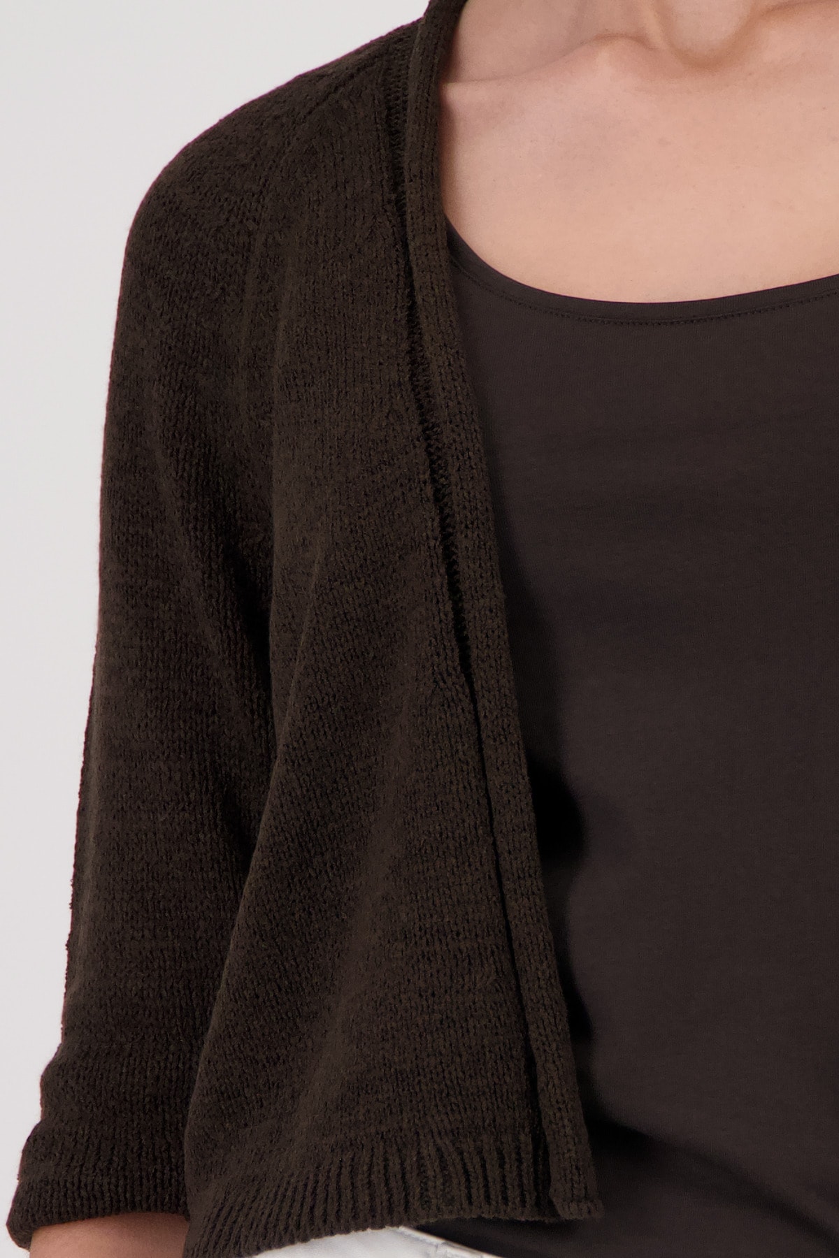 Monari Veste en tricot »Jacke Stricküberwurf Basic« à manches mi-longues