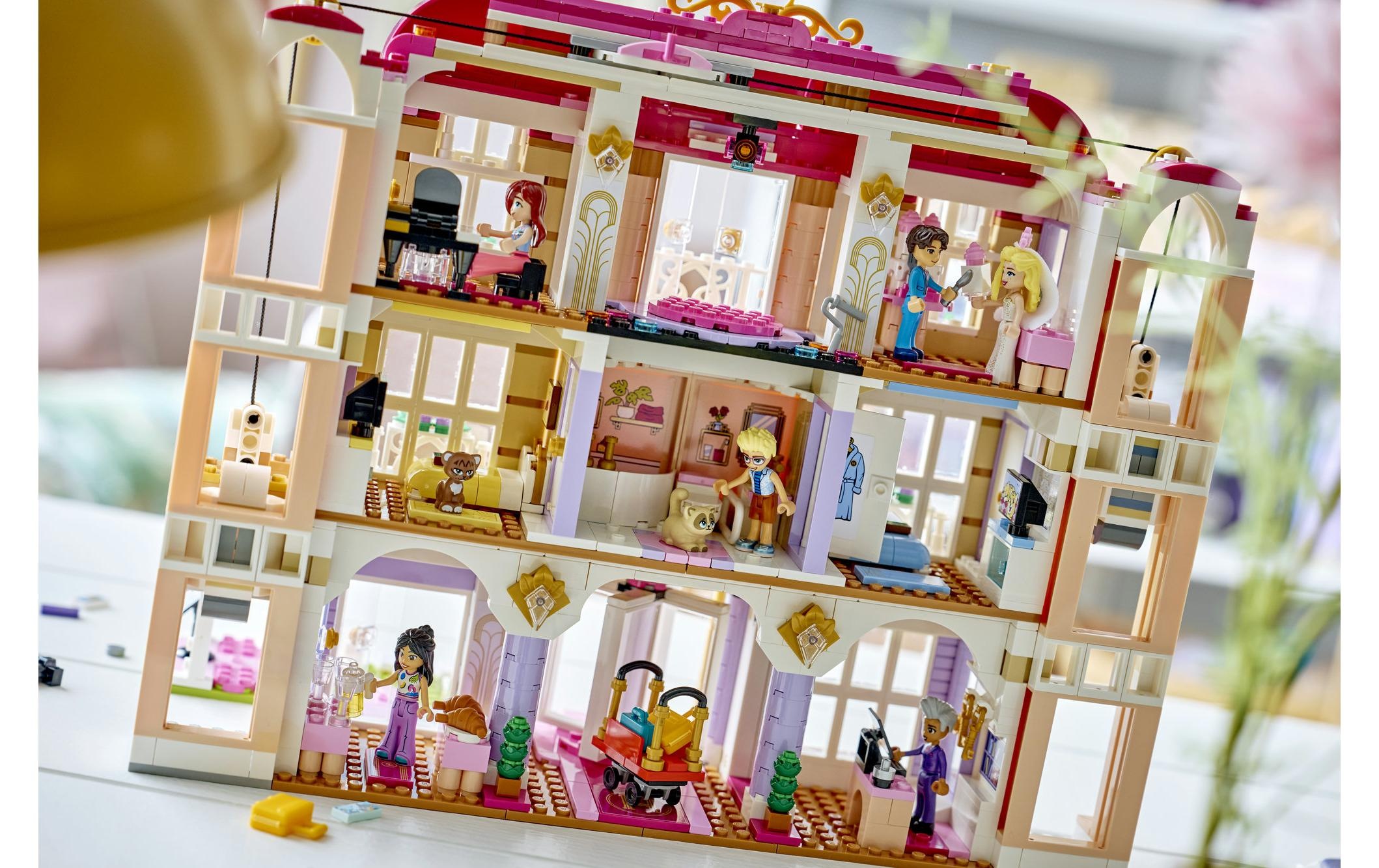 LEGO® Pions de construction »Das Grandhotel von Heartlake City (42704), LEGO Friends« fabriqué en Europe