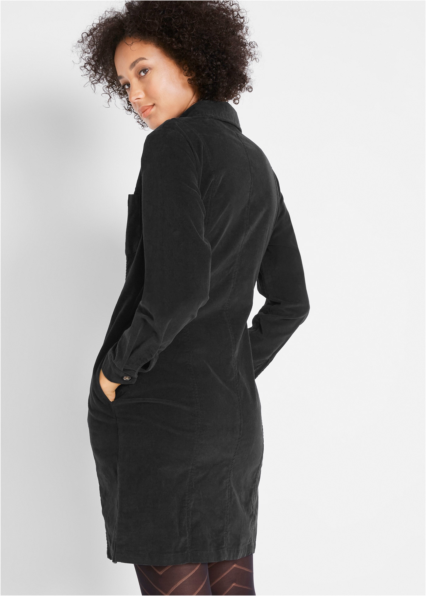 bonprix Hemdblusenkleid Brusttaschen für Alltag, aus Baumwolle und Elasthan, mit Knopfleiste