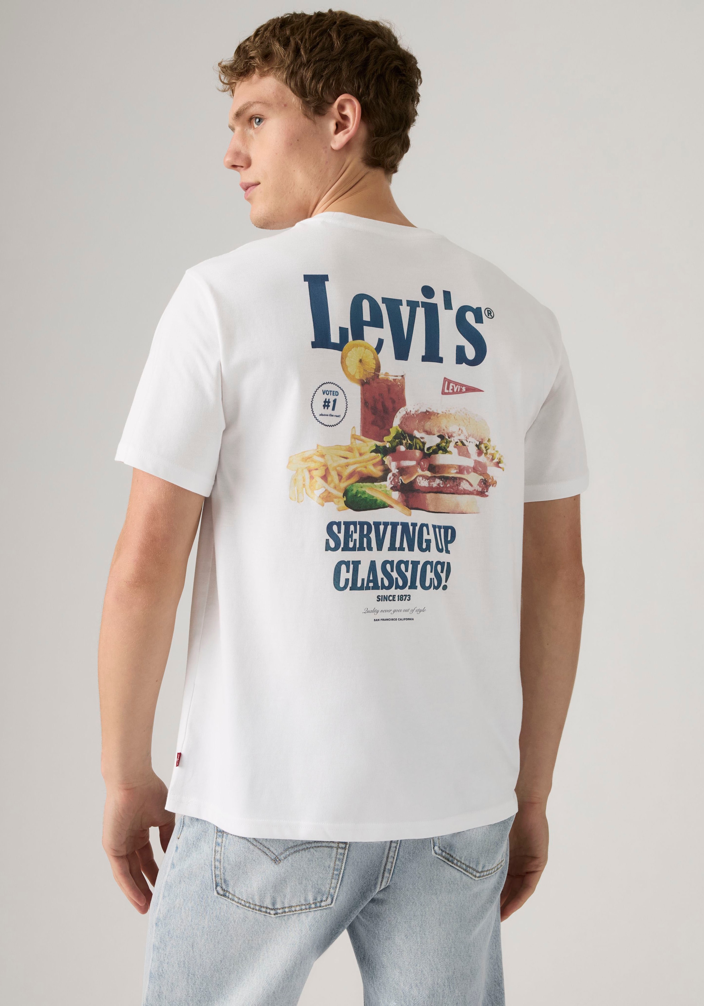Levi's® T-Shirt »SS RELAXED FIT TEE« mit grossem Frontprint