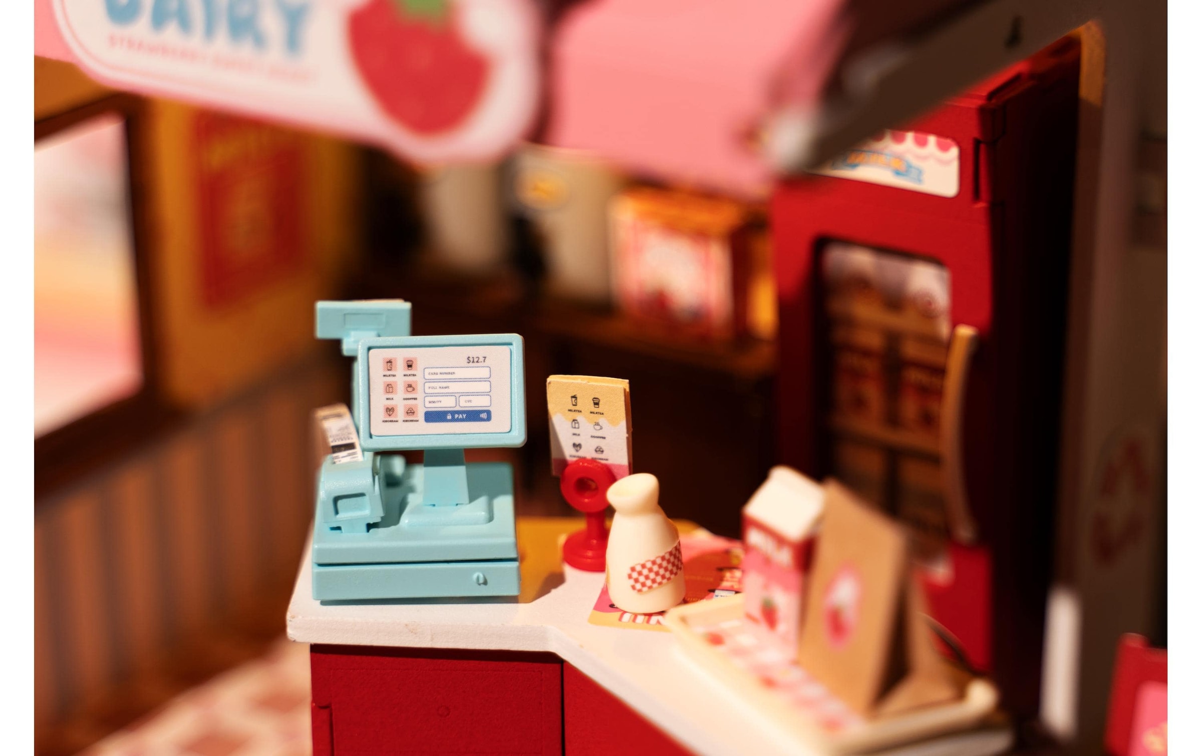   Modellbausatz »RoboTime Erdbeer Milchkarton«