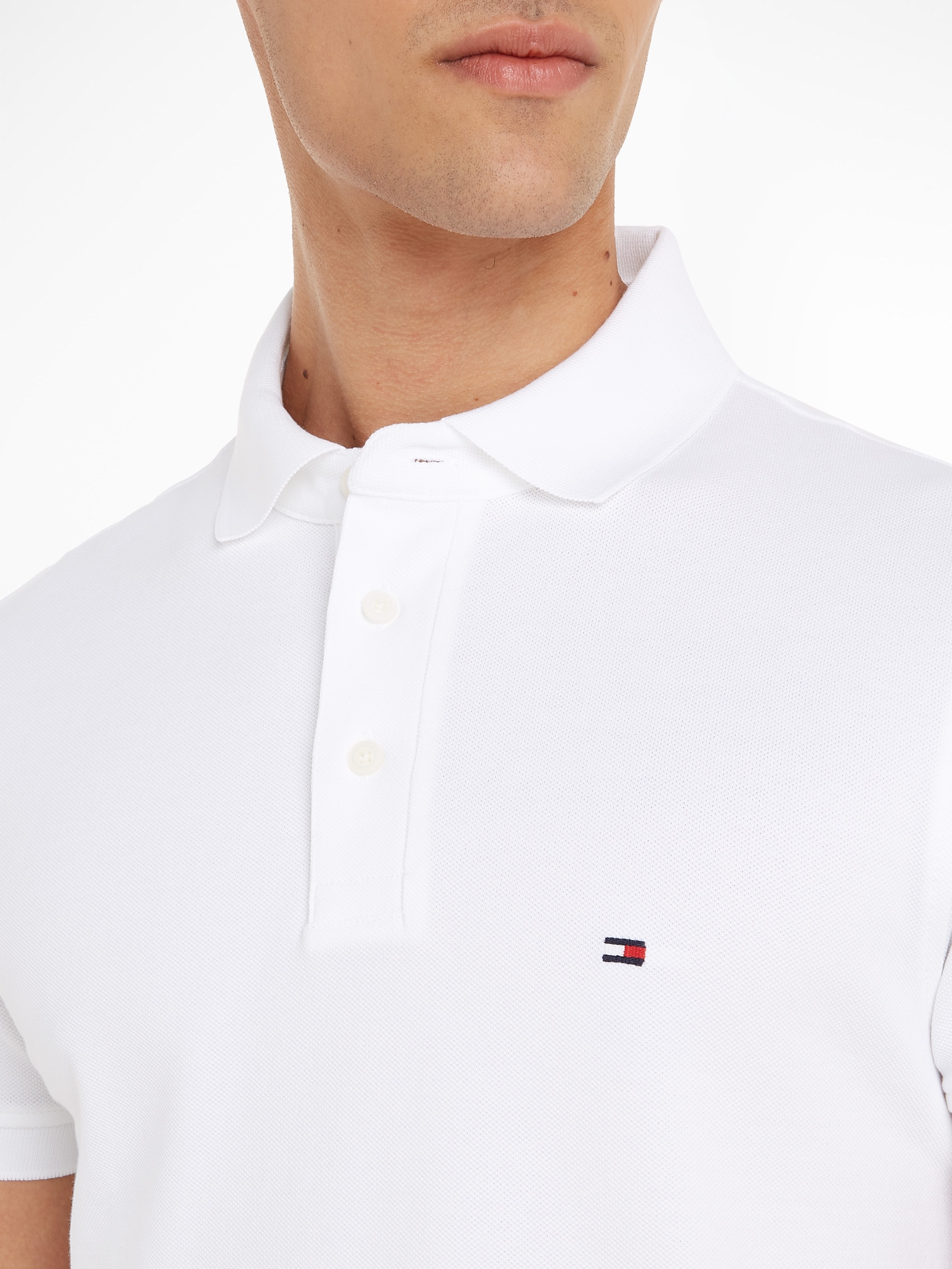 Tommy Hilfiger Polo »1985 SLIM POLO mit Stickerei und Piqué-Qualität« unifarben, casual, slim fit, Baumwollmix, Polokragen