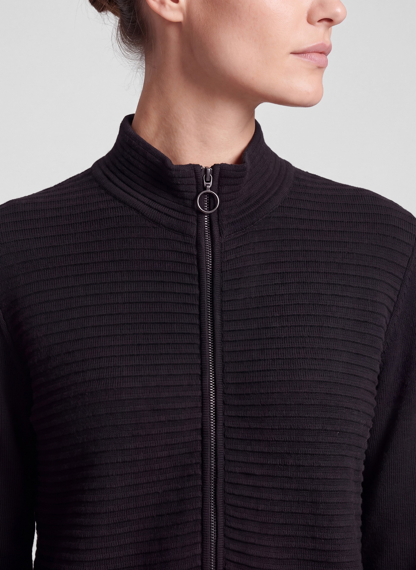 Rabe Veste en tricot avec structure fine et col montant / fermeture éclair