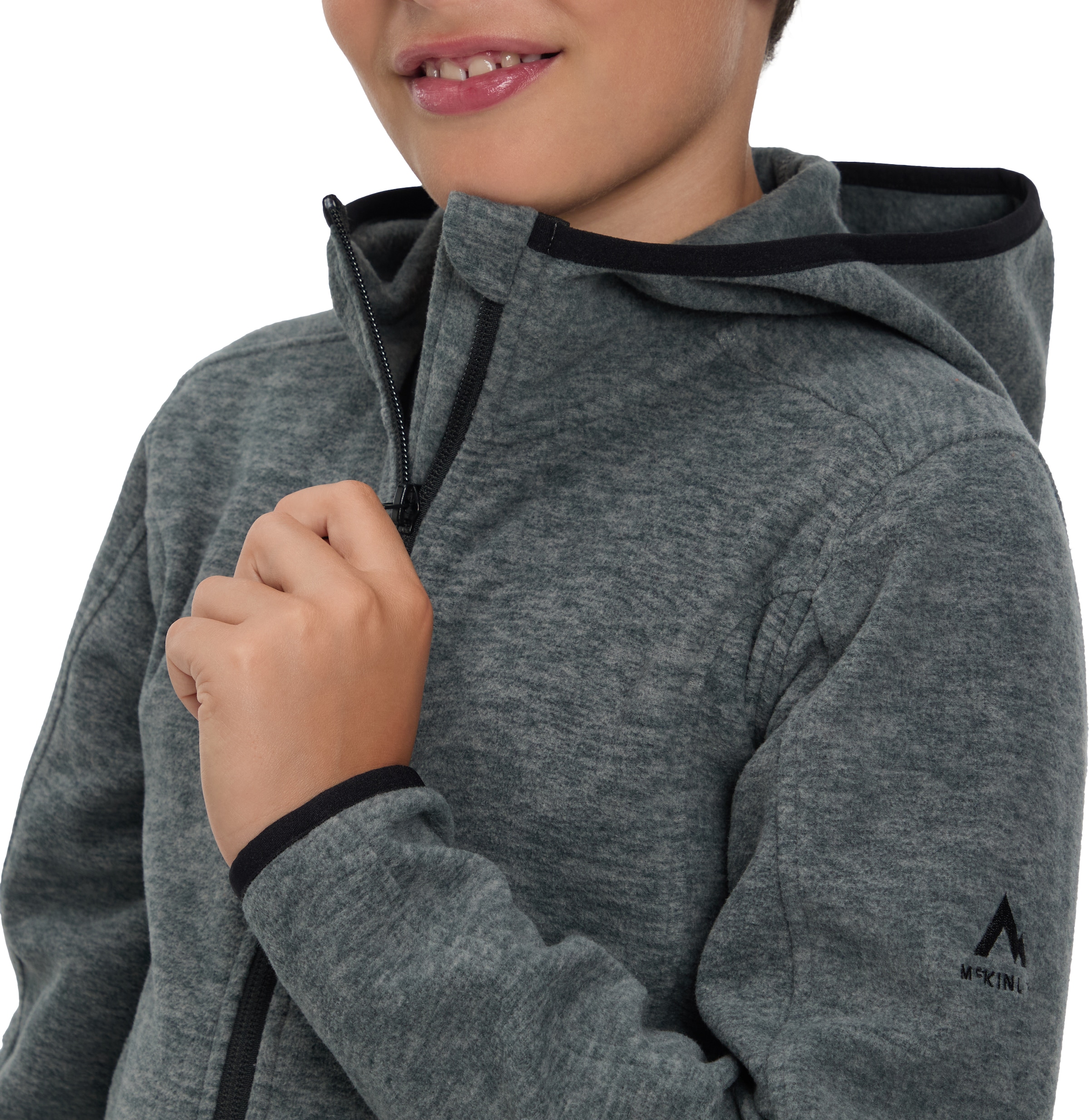 McKINLEY Veste polaire »JU.-FLEECE-JACKE CHOCO FZ HD FL B« avec capuche mit Kapuze, Reissverschlusstaschen, elastische Kanten