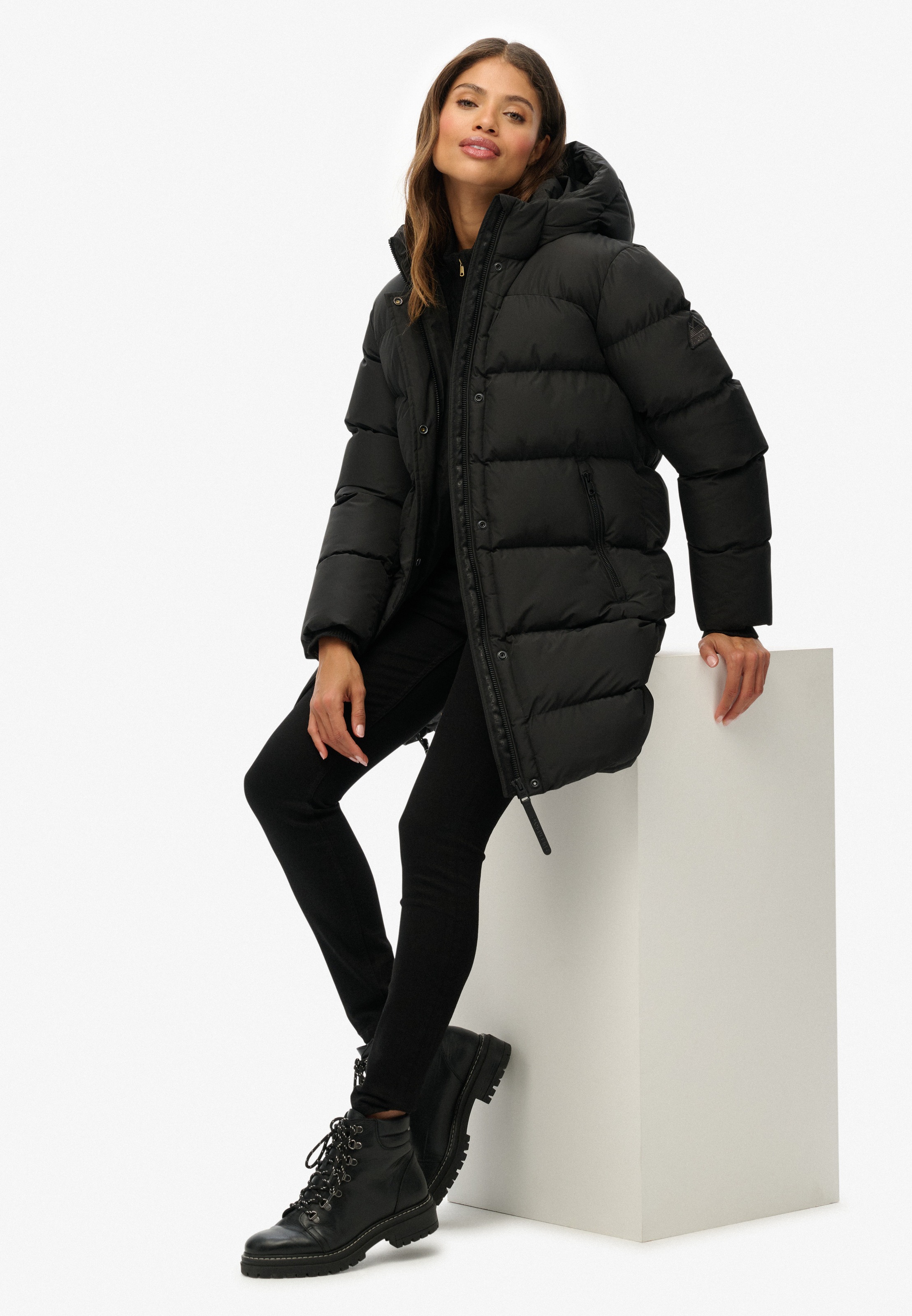 Superdry Steppjacke »HOODED SPORTS PUFFER MID JKT« mit Kapuze